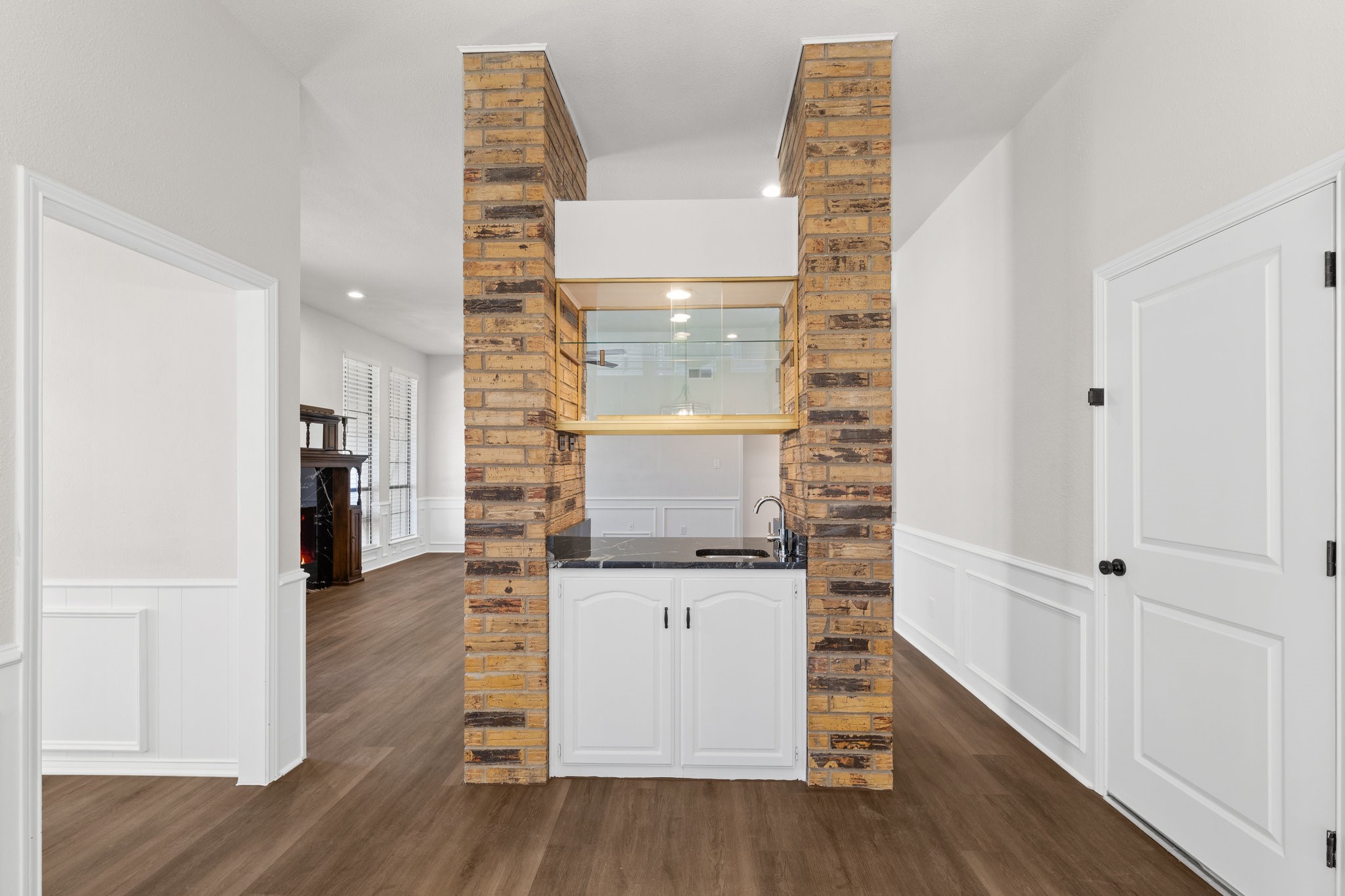 3024 Sweet Briar Street
