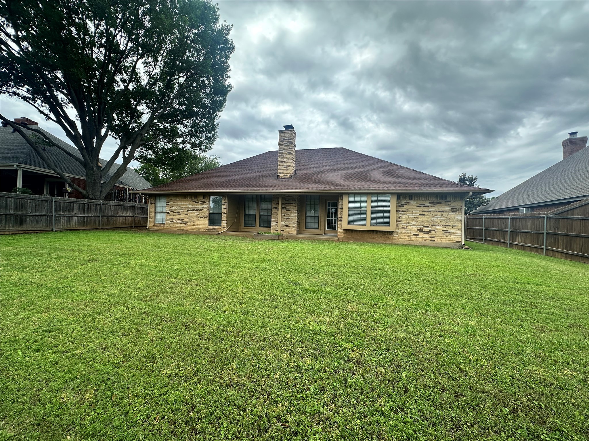 3024 Sweet Briar Street