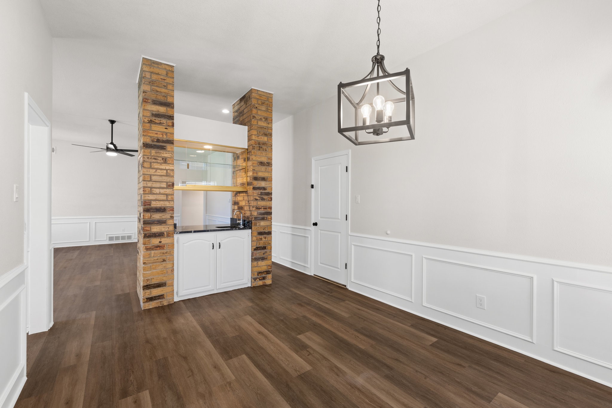 3024 Sweet Briar Street