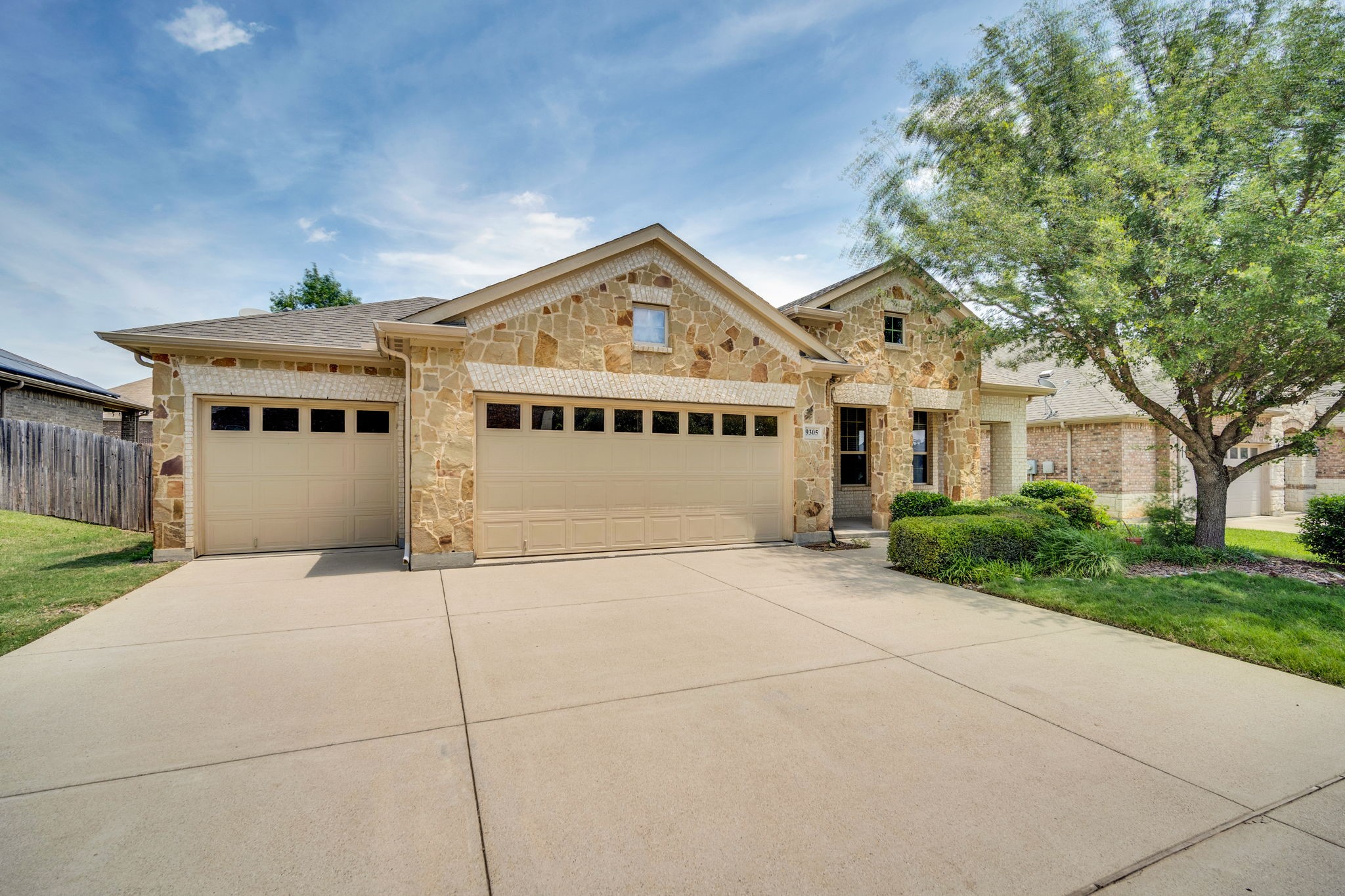 9305 Water Oak Court
