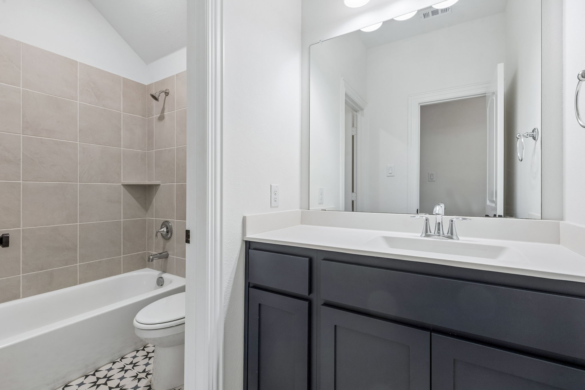 305 Onyx Drive