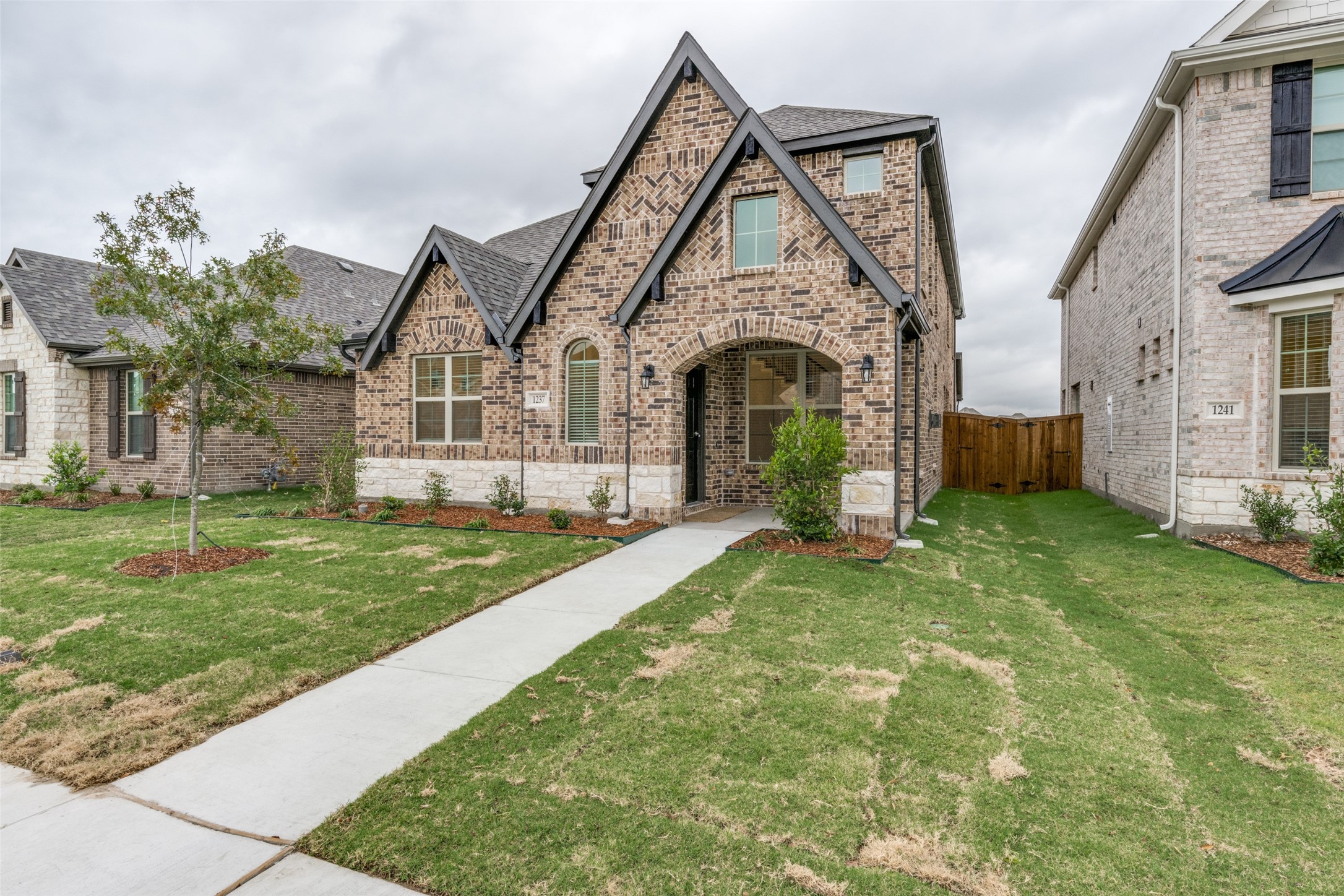 1237 Milfoil Drive