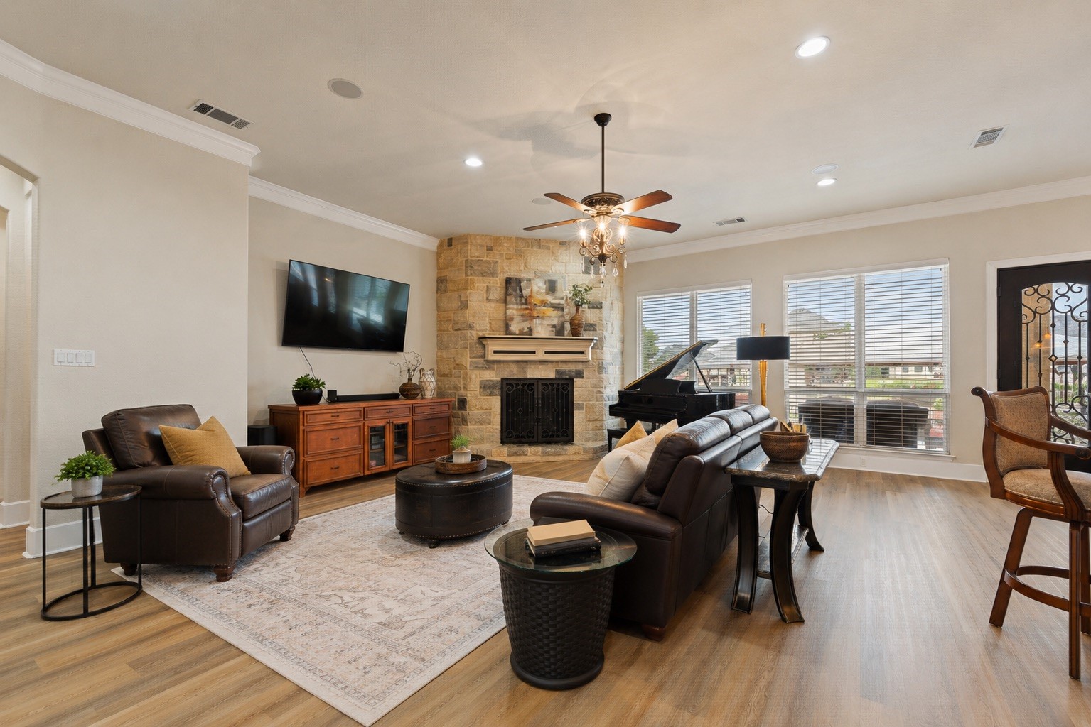2705 Harborside Drive