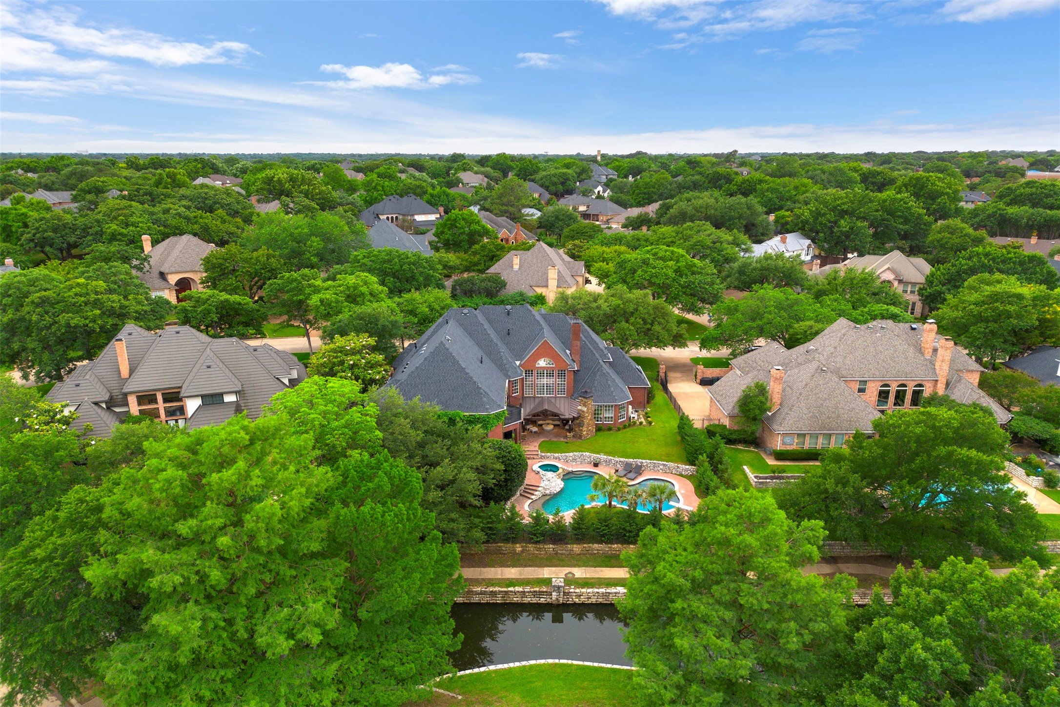 2906 Cottonwood Lane