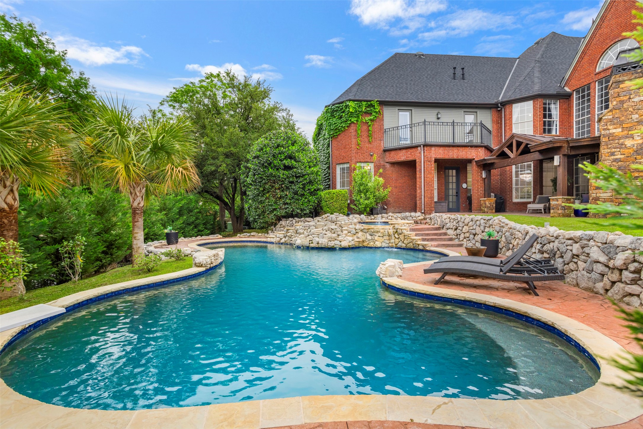 2906 Cottonwood Lane