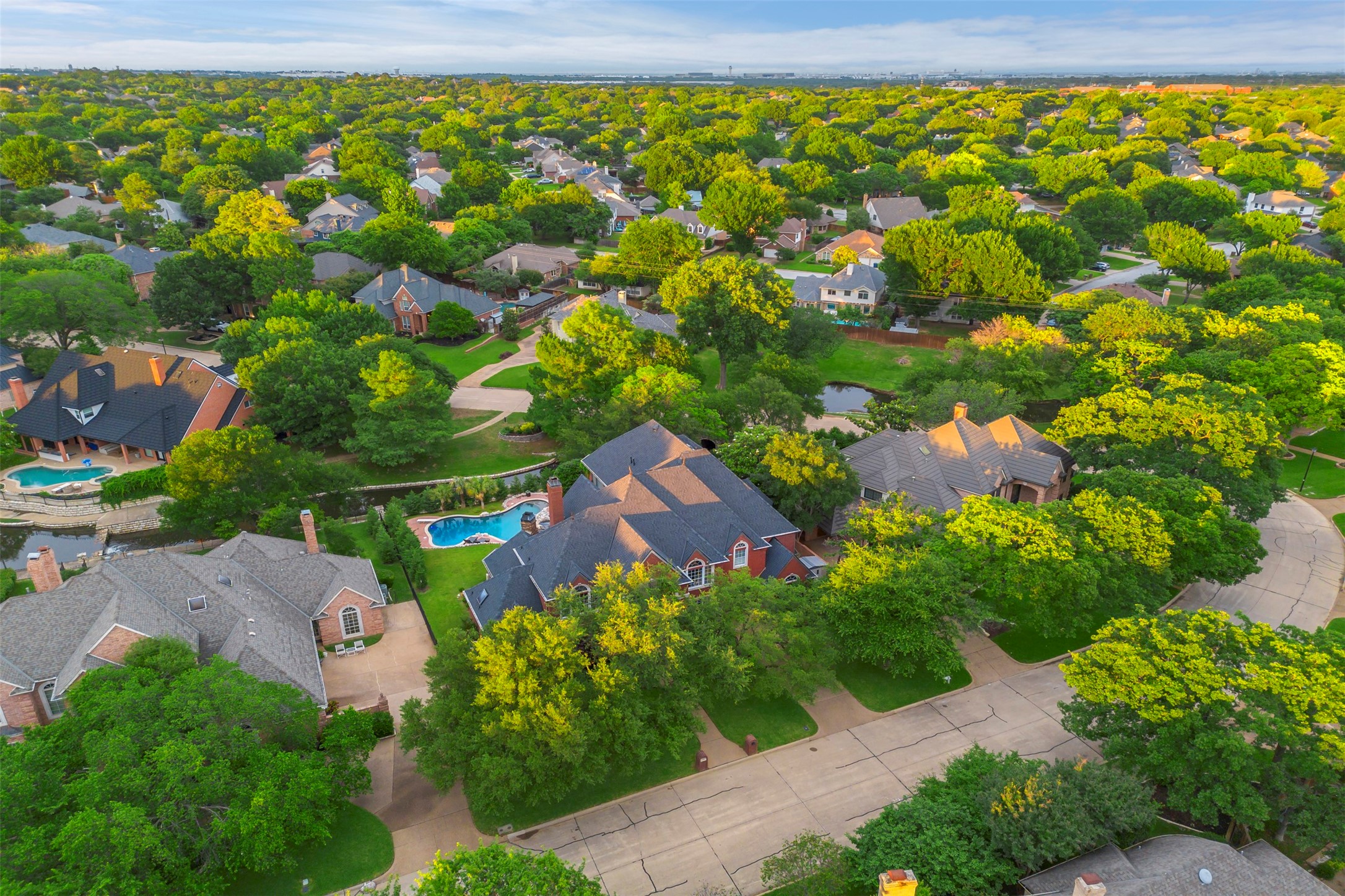 2906 Cottonwood Lane