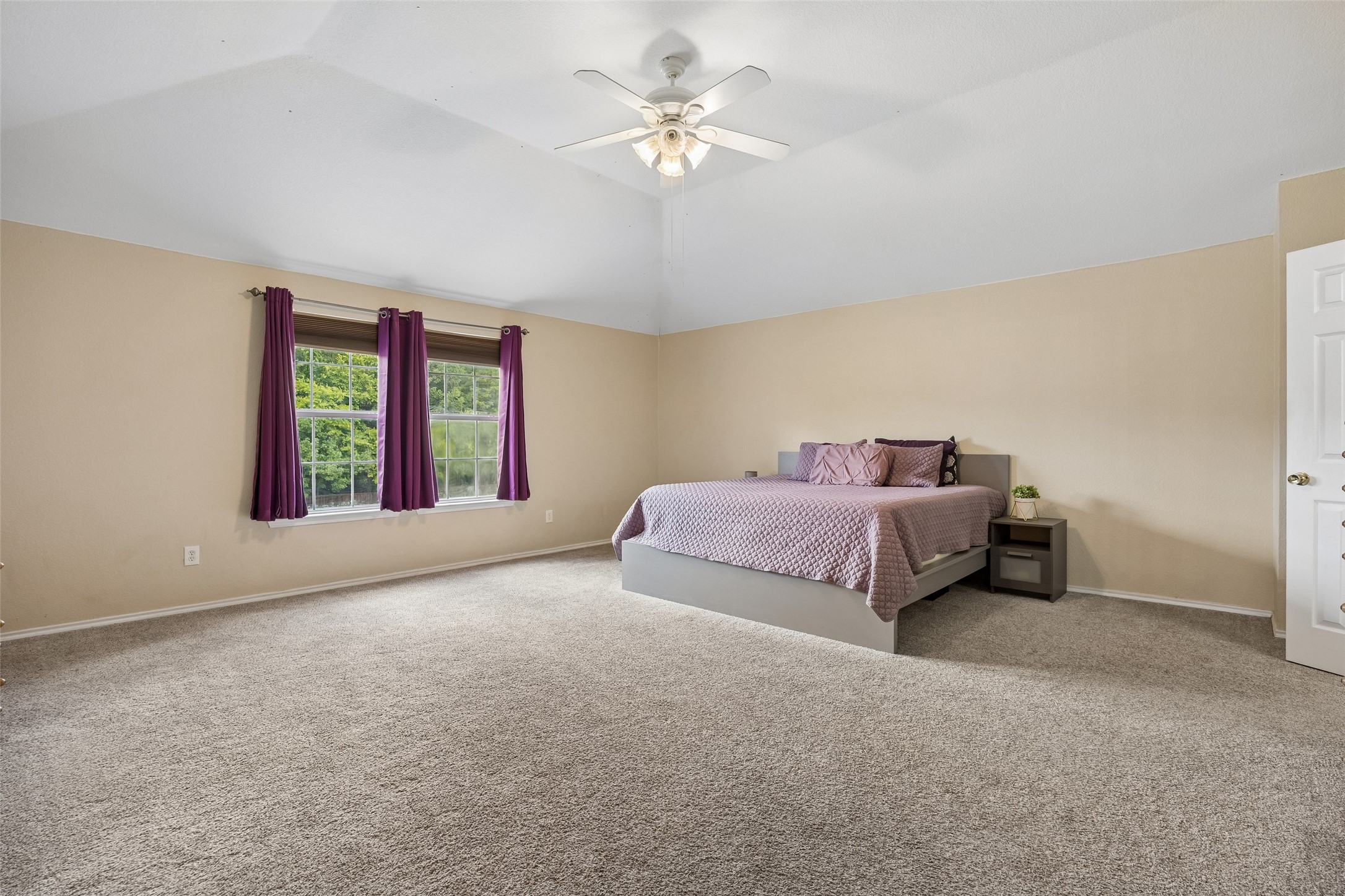 1600 Southridge Lane