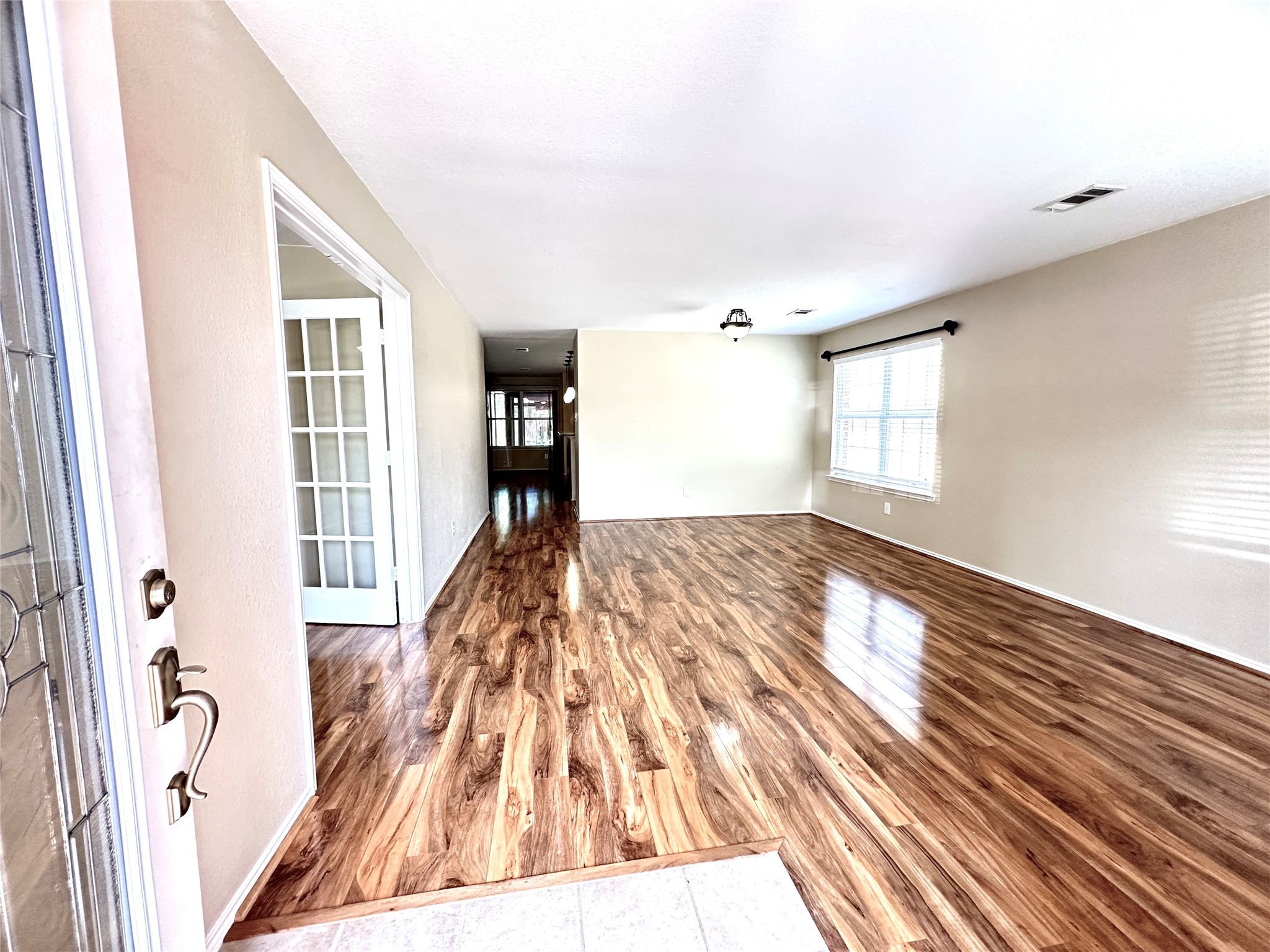 809 Essex Drive