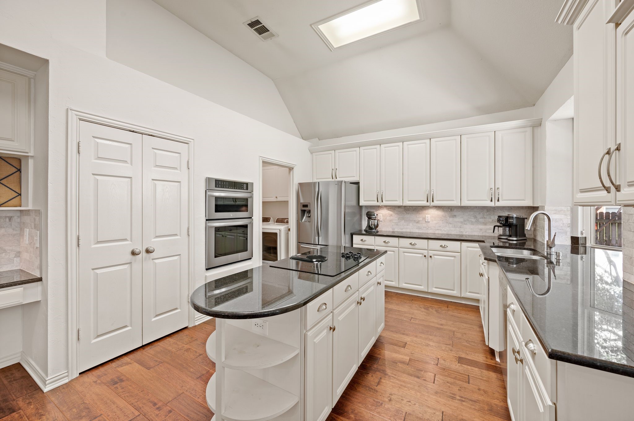 2532 Springhill Drive
