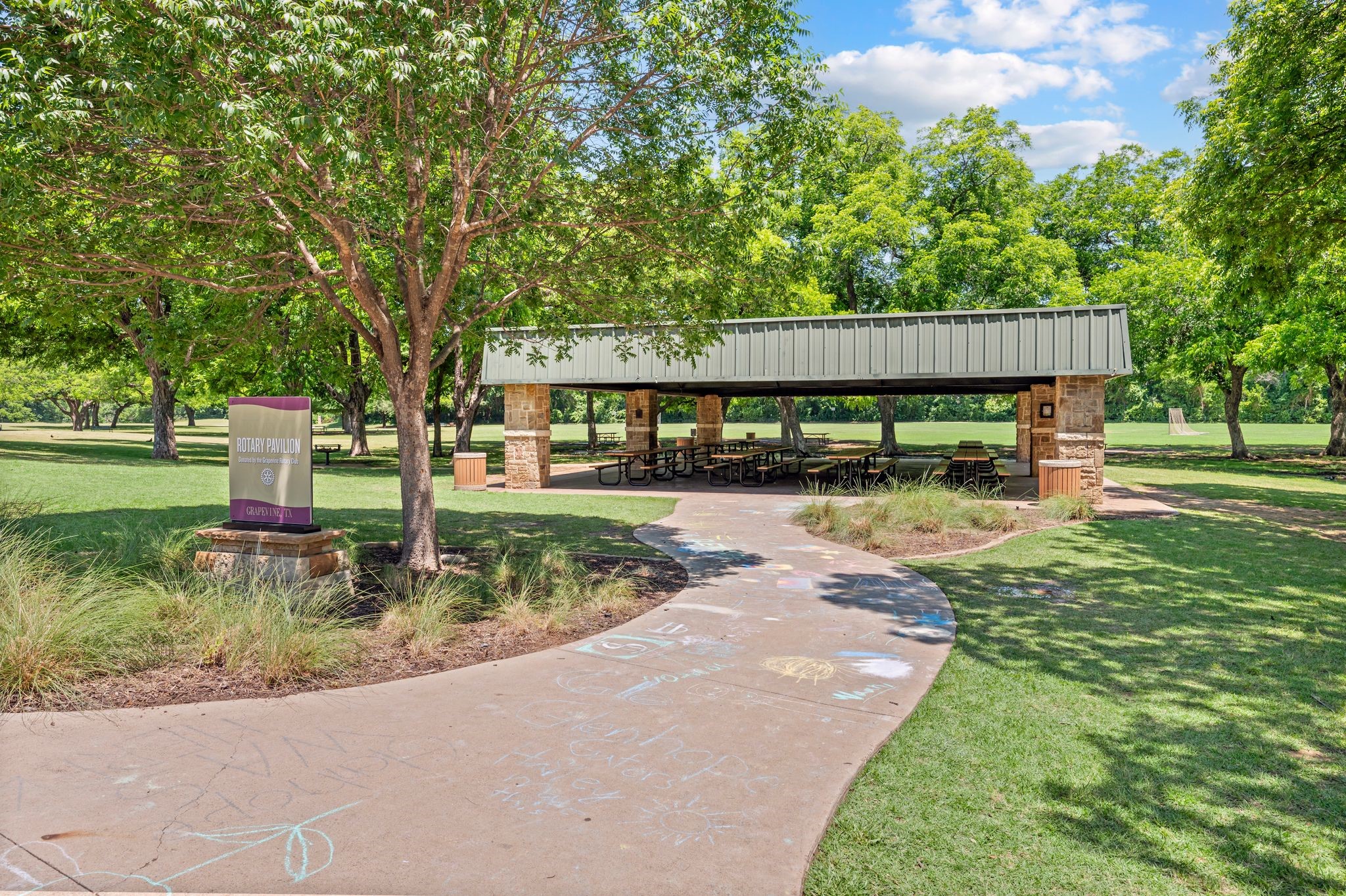 2532 Springhill Drive