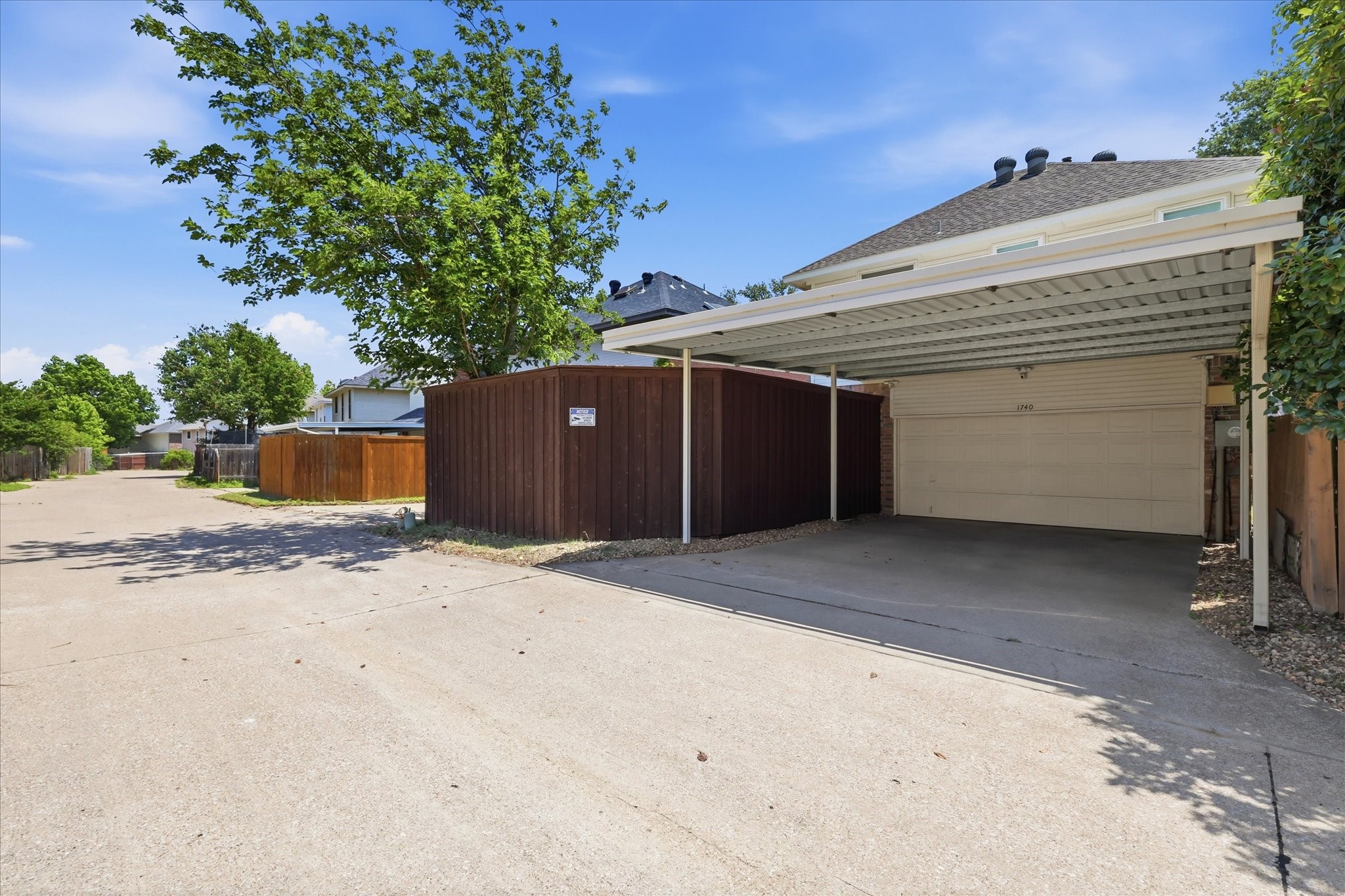 1740 Creekbend Drive