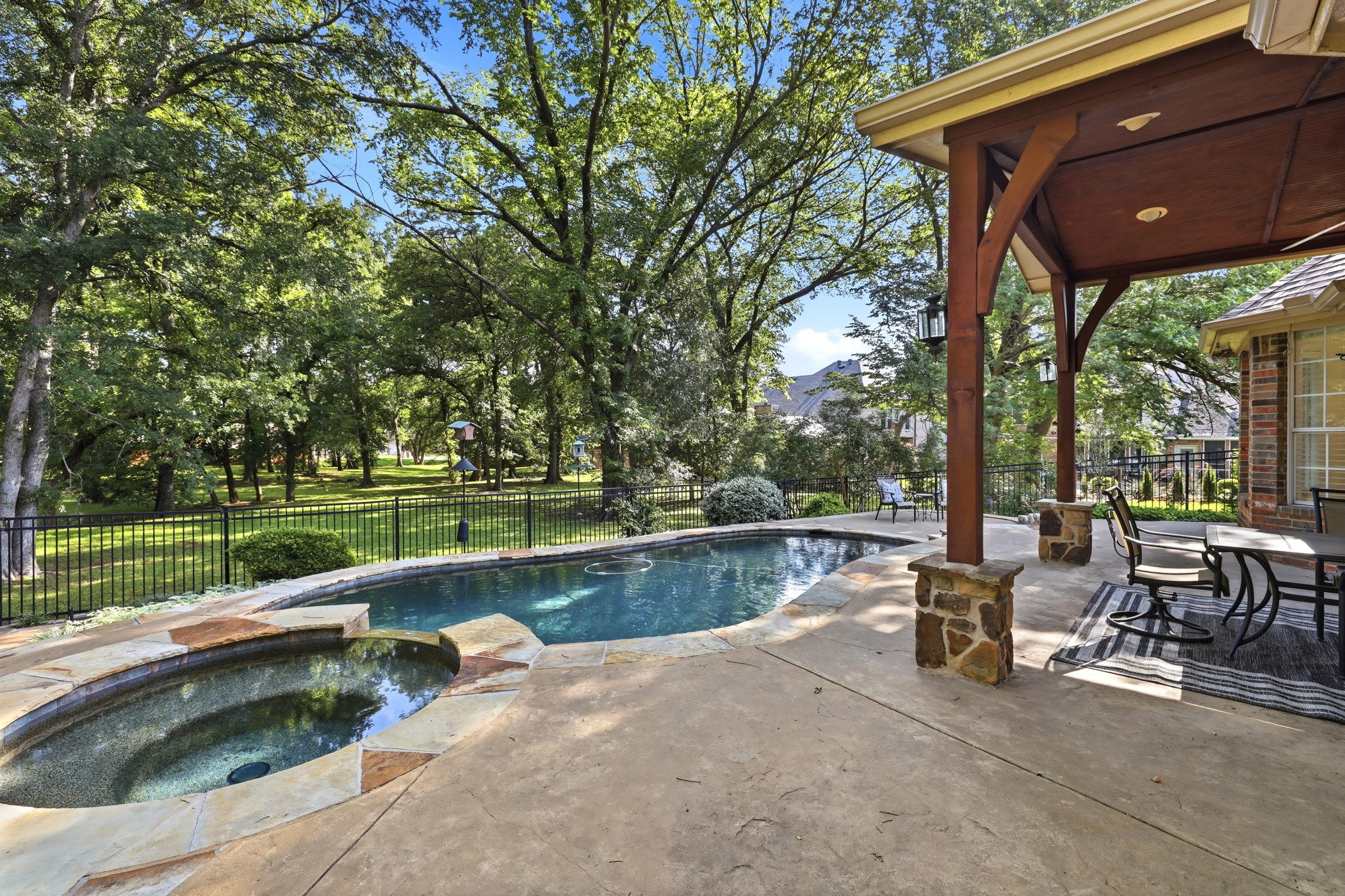 3400 Diamond Point Drive