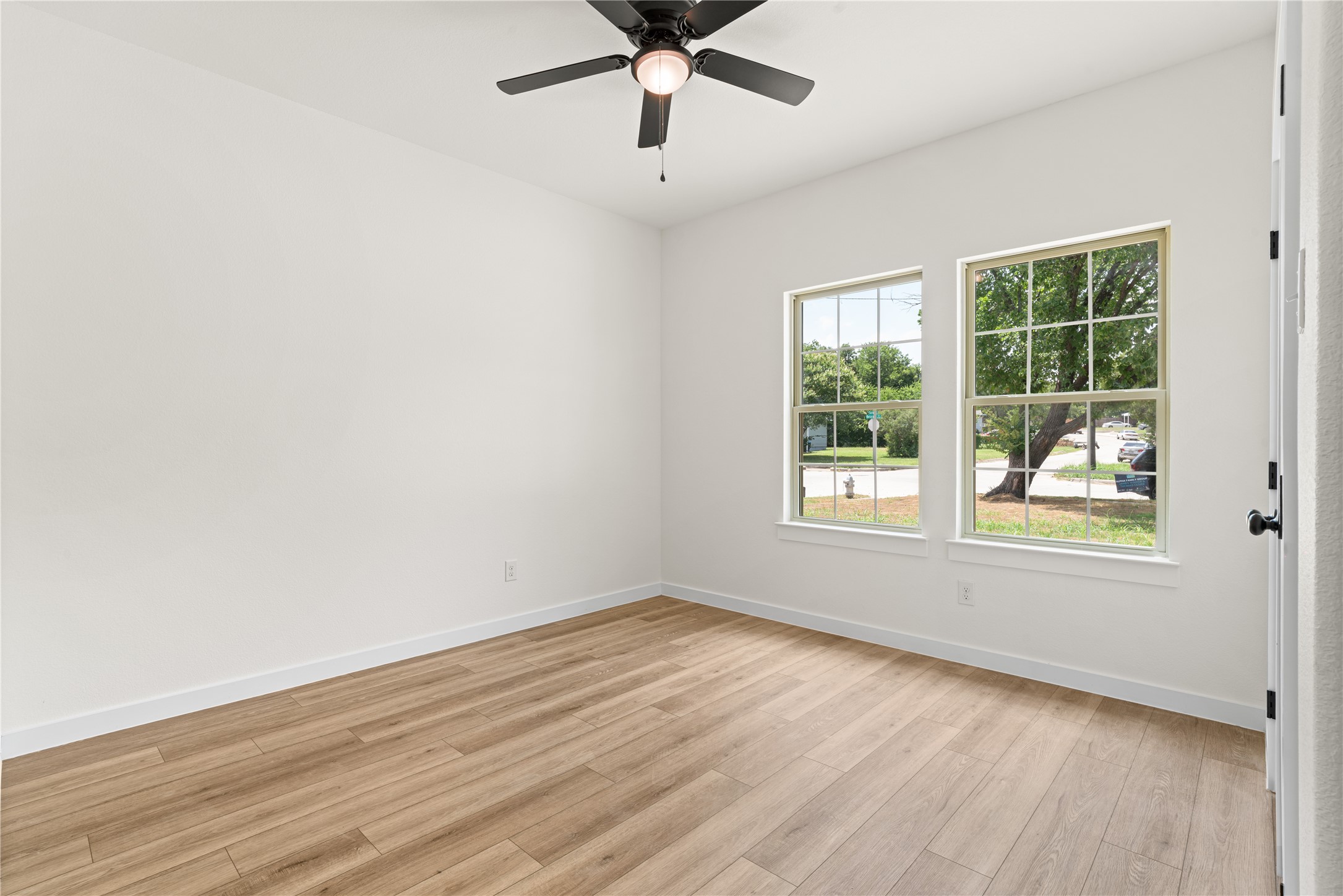 2721 Belzise Terrace