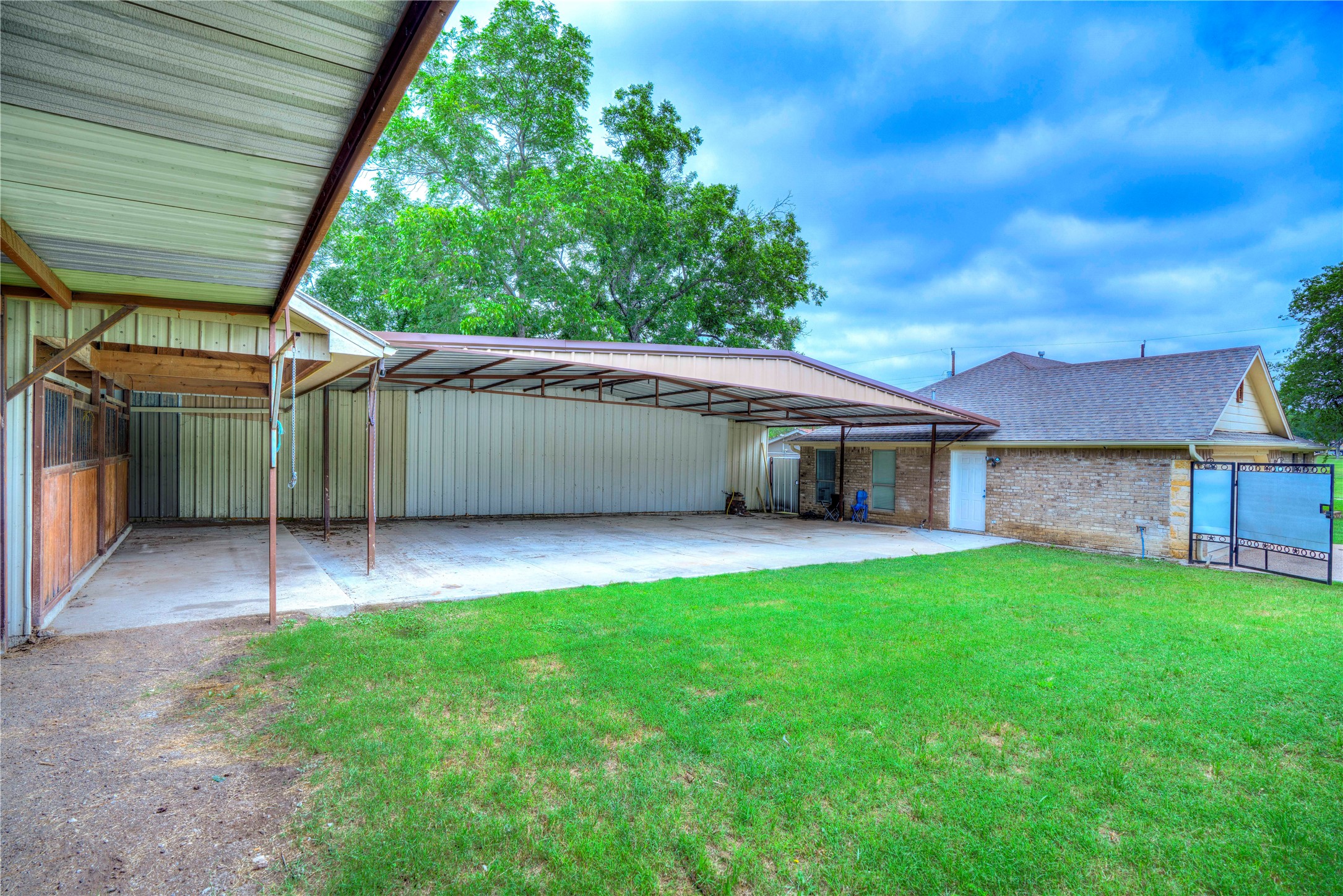 3101 Angle Avenue