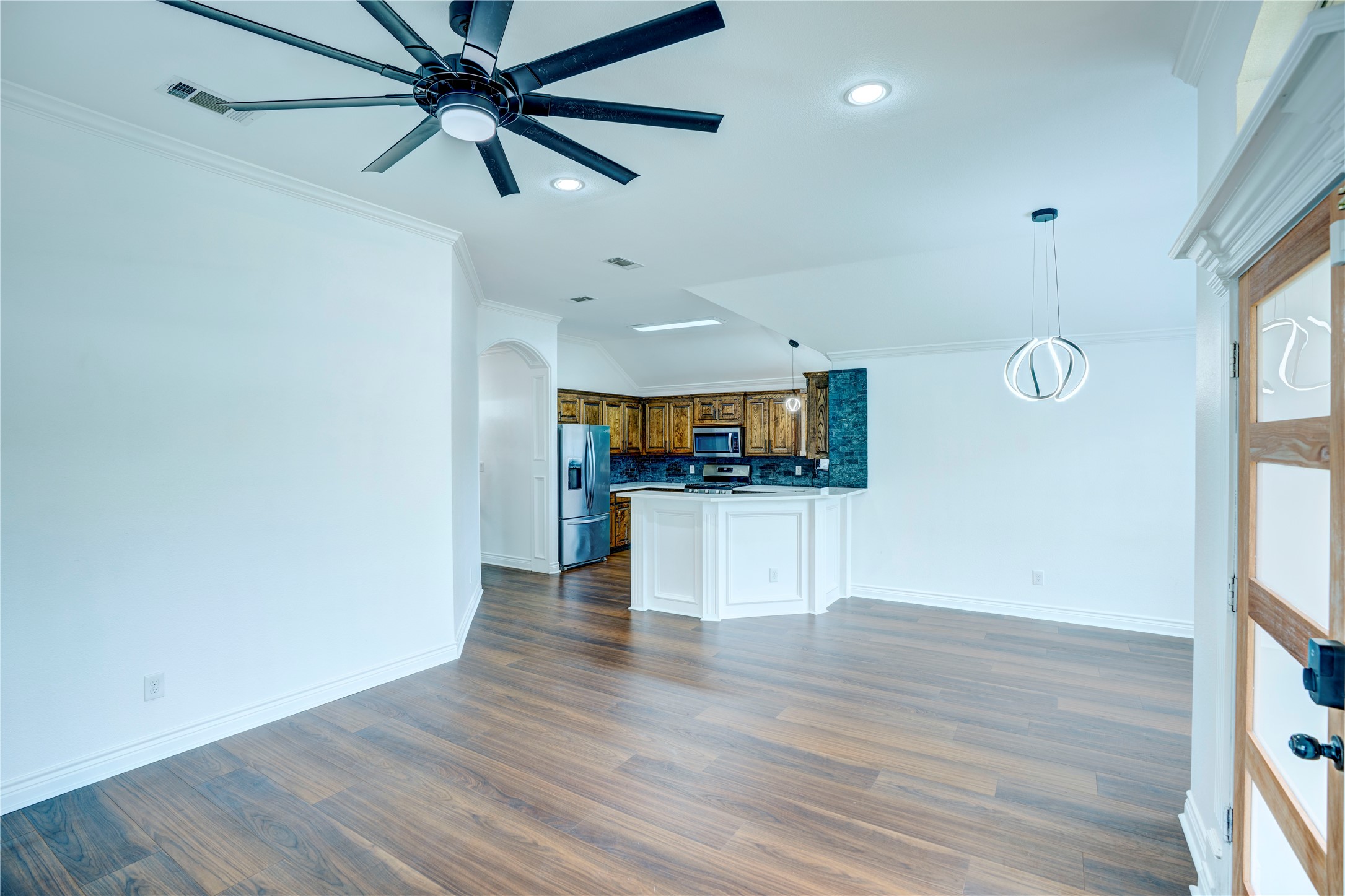 3101 Angle Avenue
