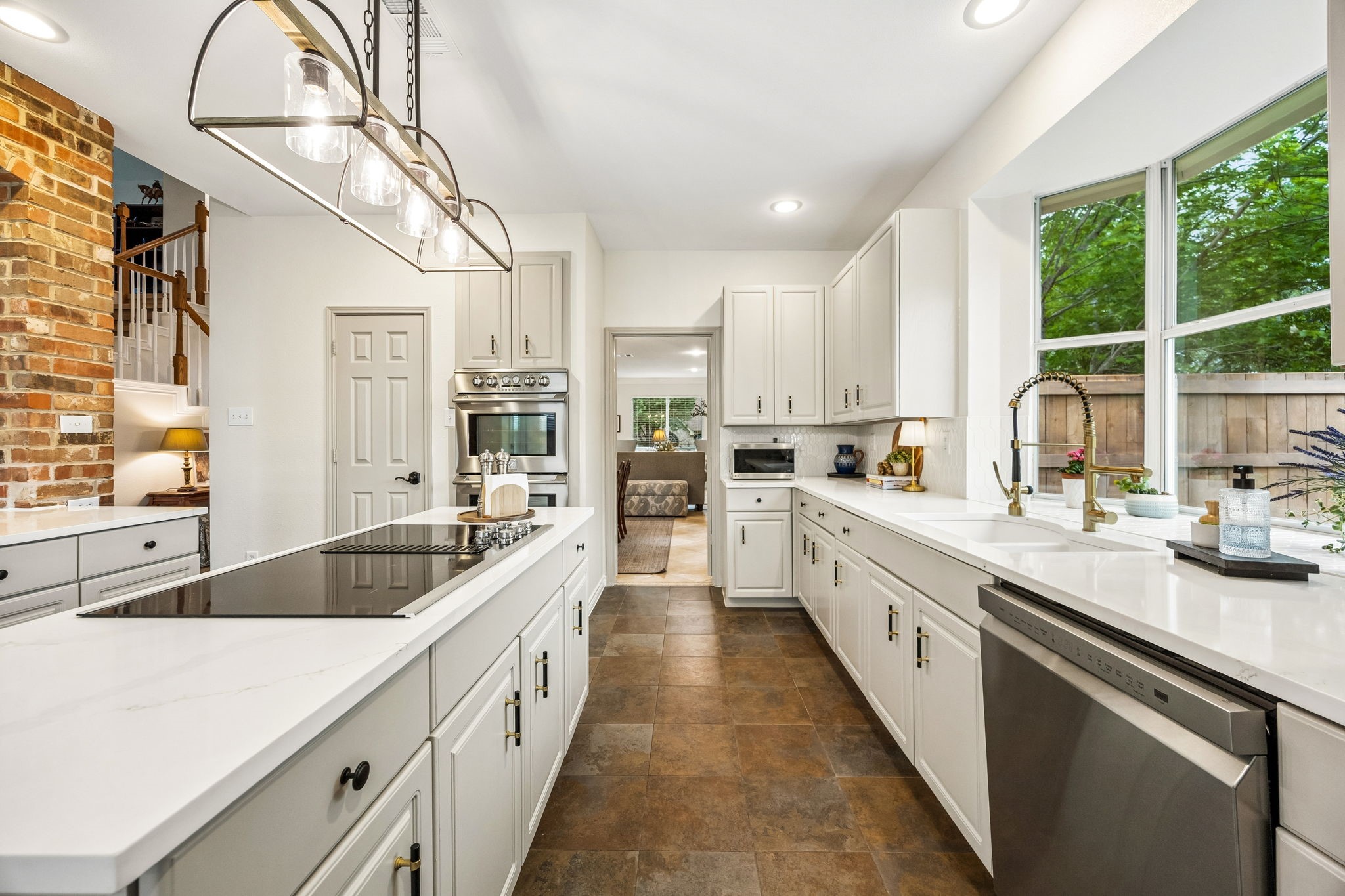 1300 Edgewood Court