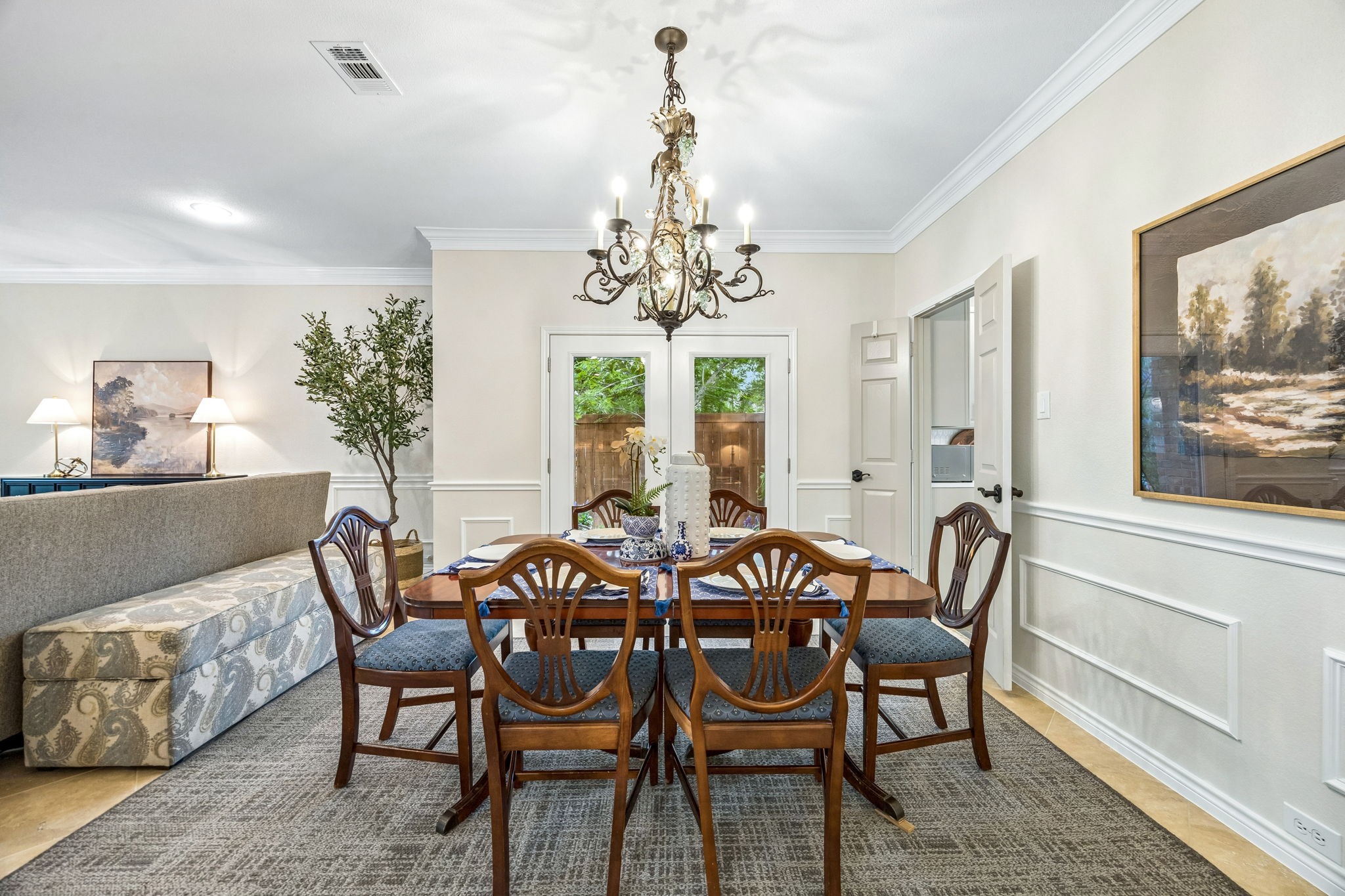1300 Edgewood Court
