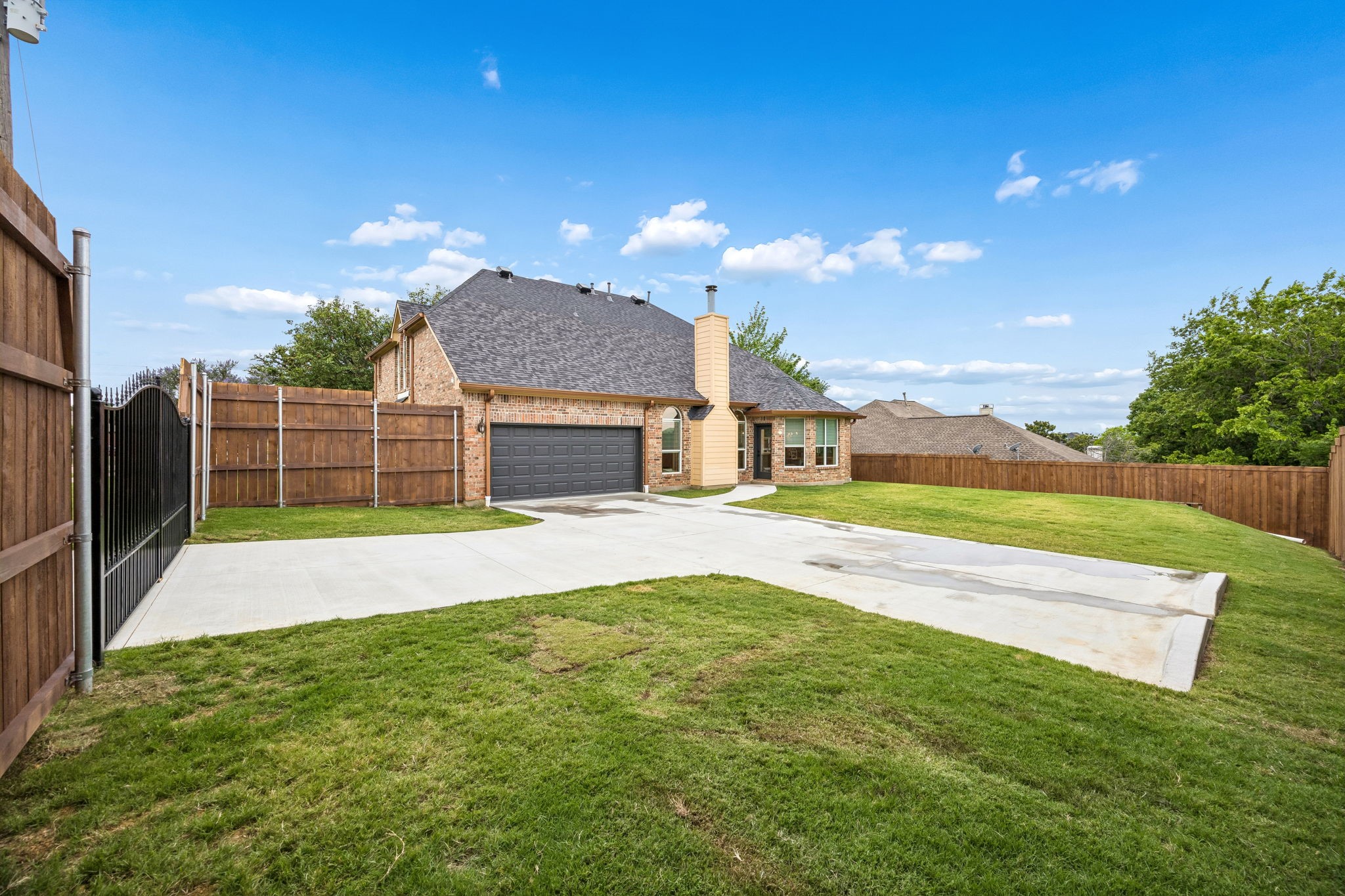 1300 Edgewood Court