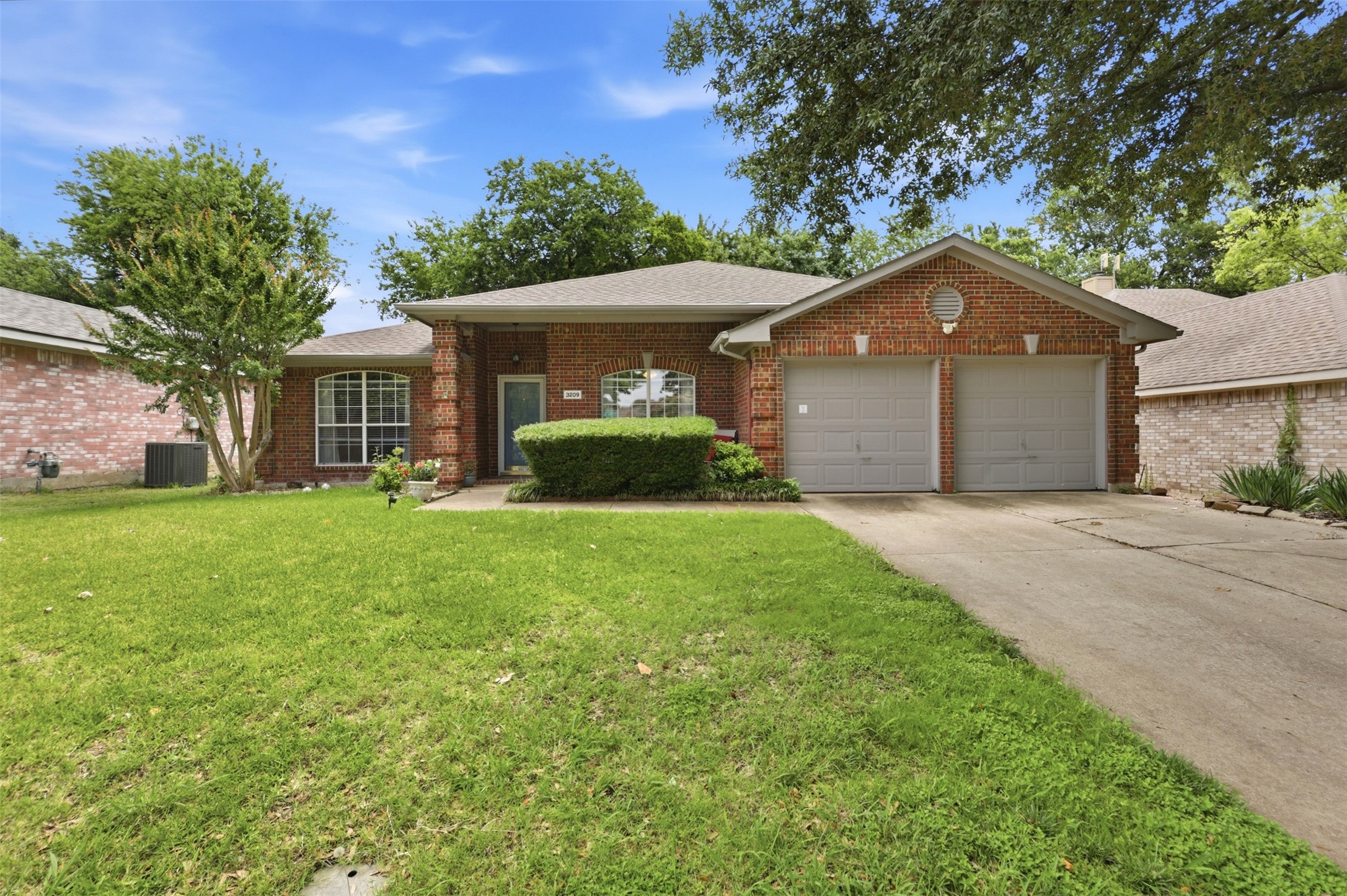 3209 Kingsbury Drive