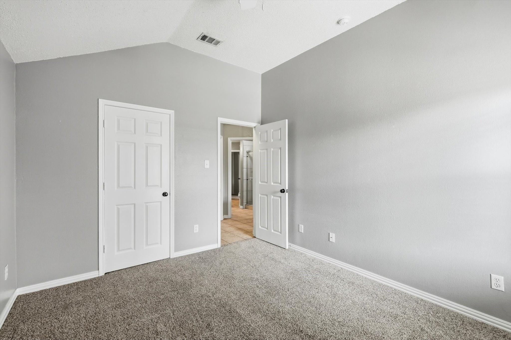 7301 Sunburst Trail
