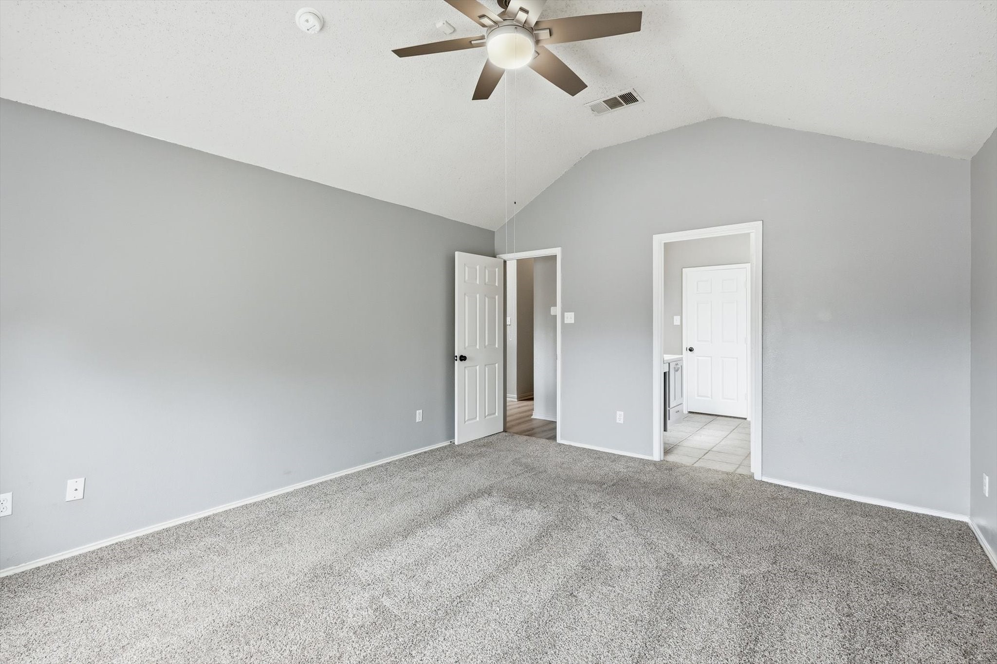 7301 Sunburst Trail