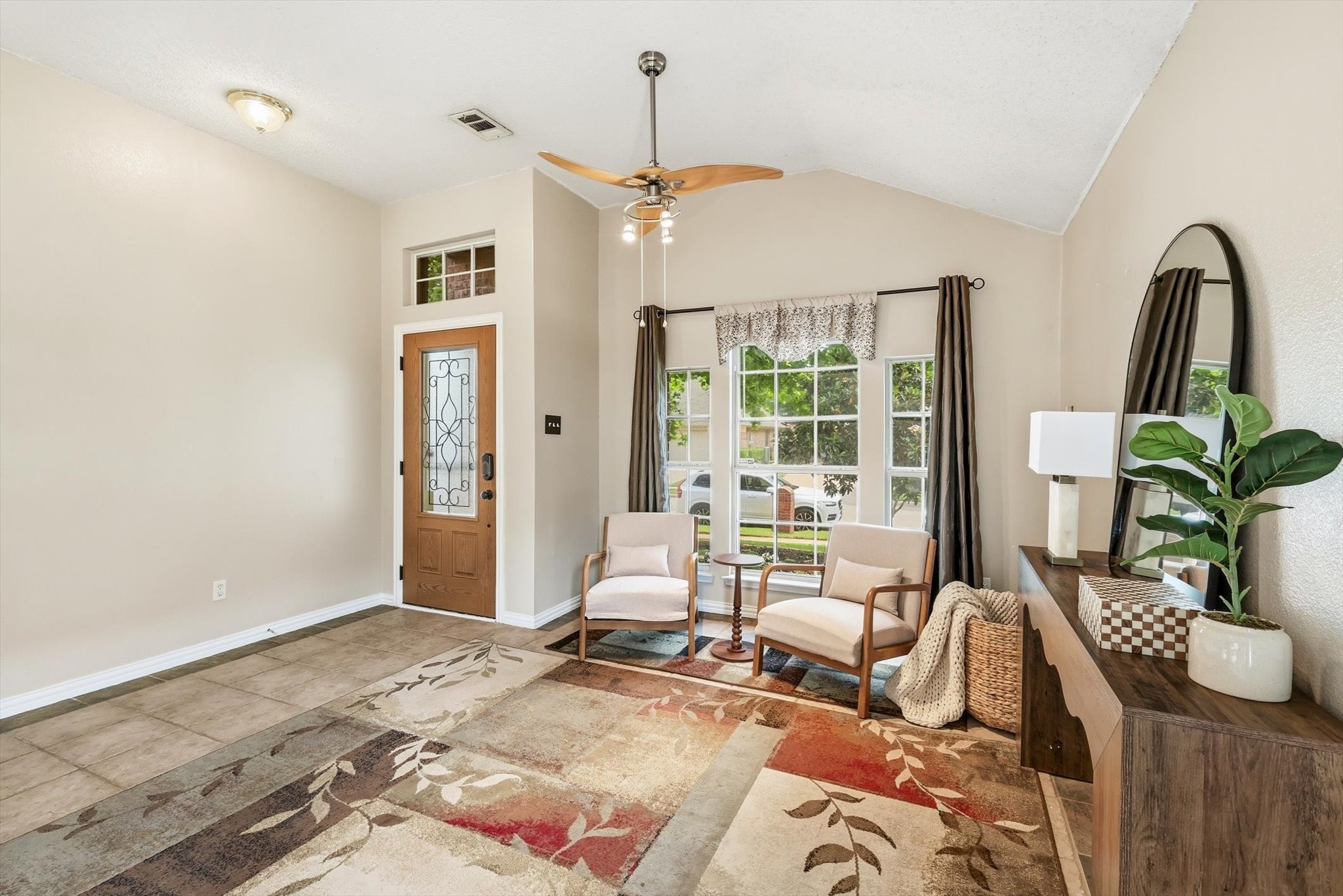 7301 Sunburst Trail