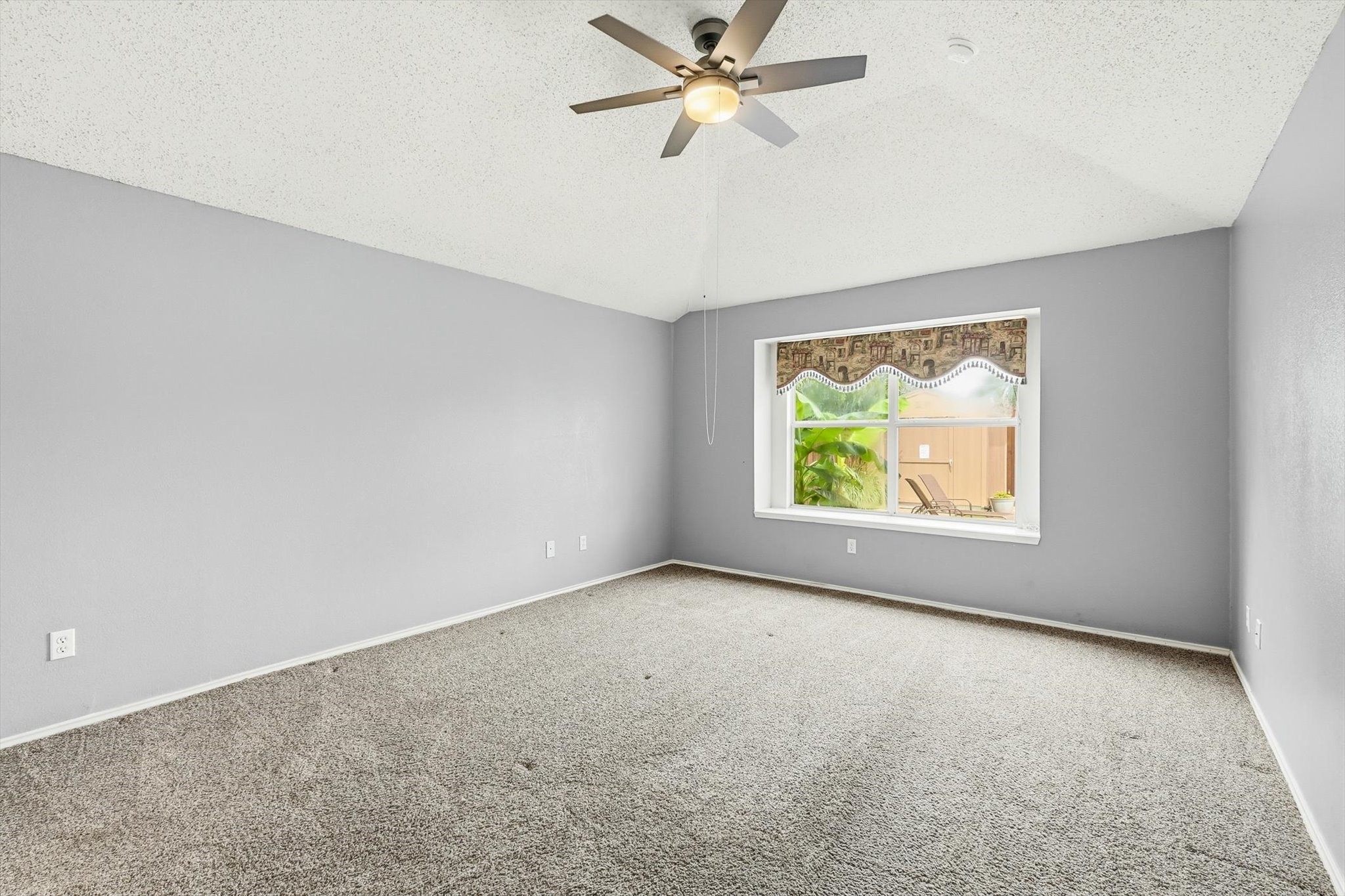7301 Sunburst Trail