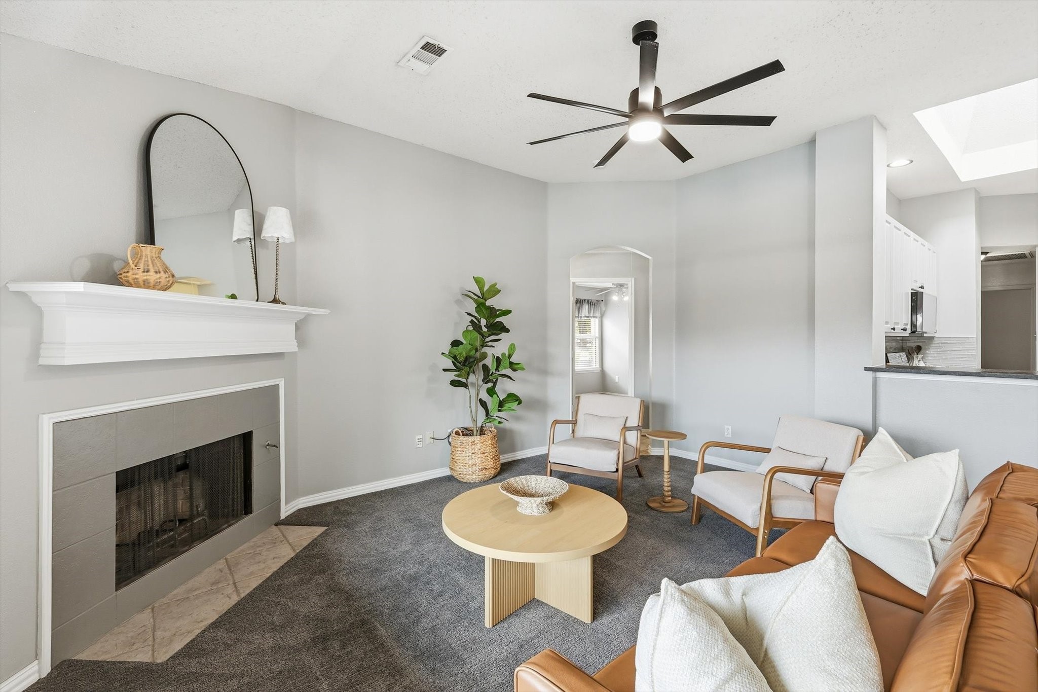 7301 Sunburst Trail