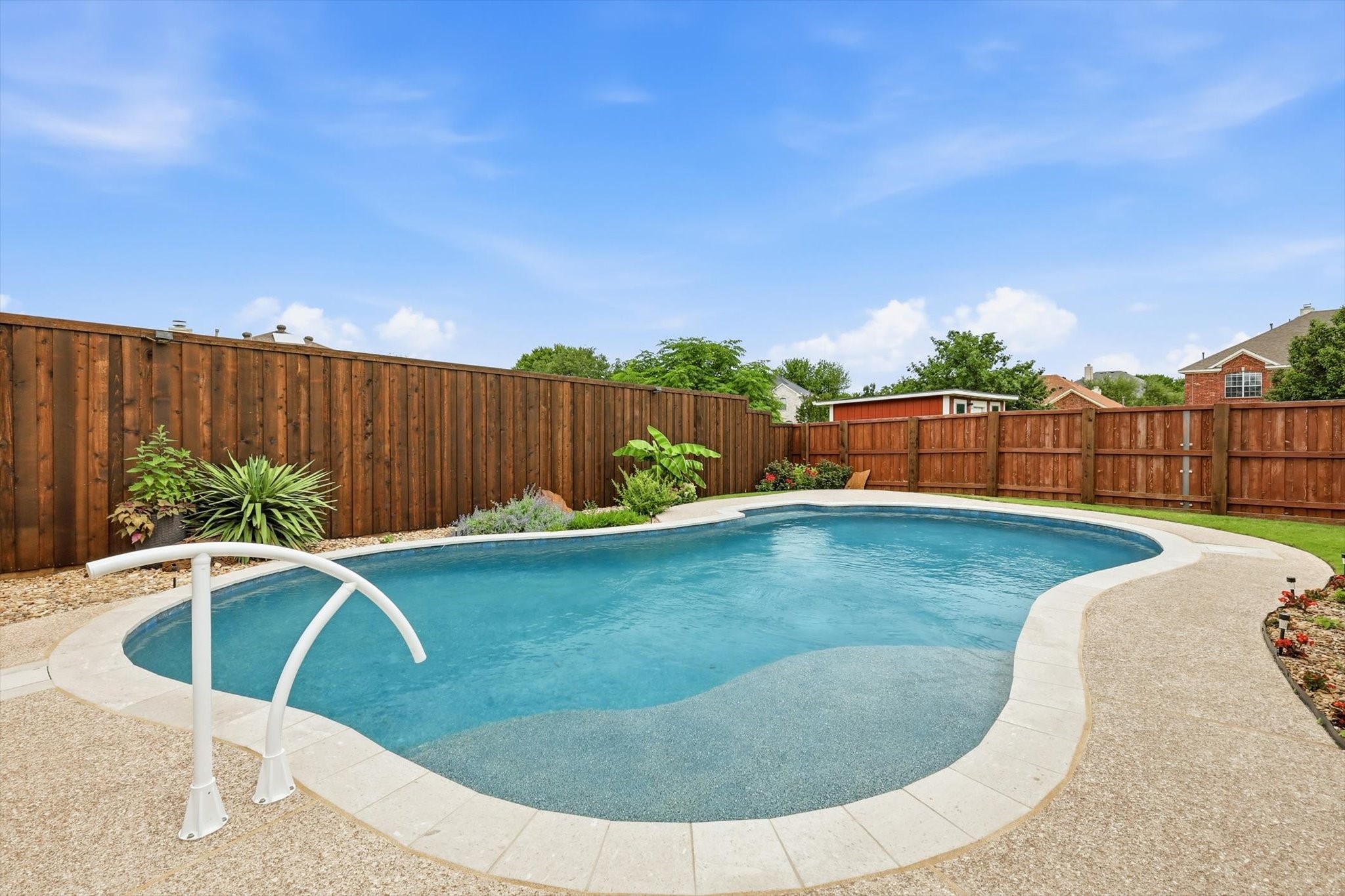 7301 Sunburst Trail