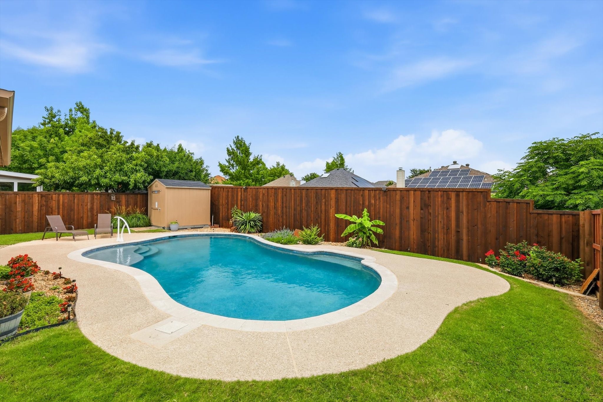 7301 Sunburst Trail