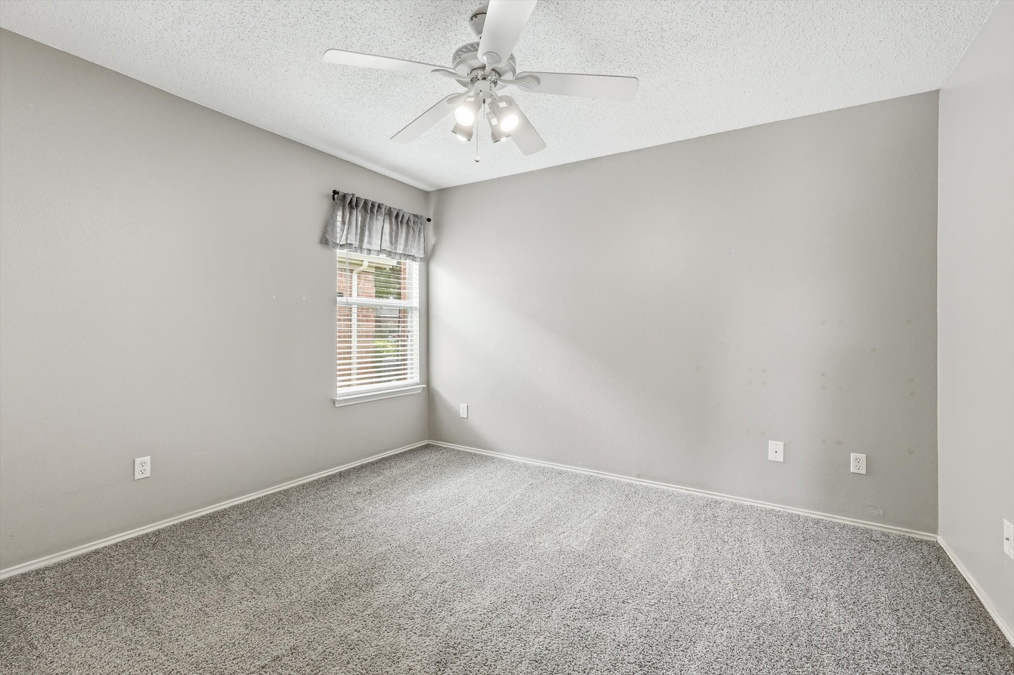 7301 Sunburst Trail