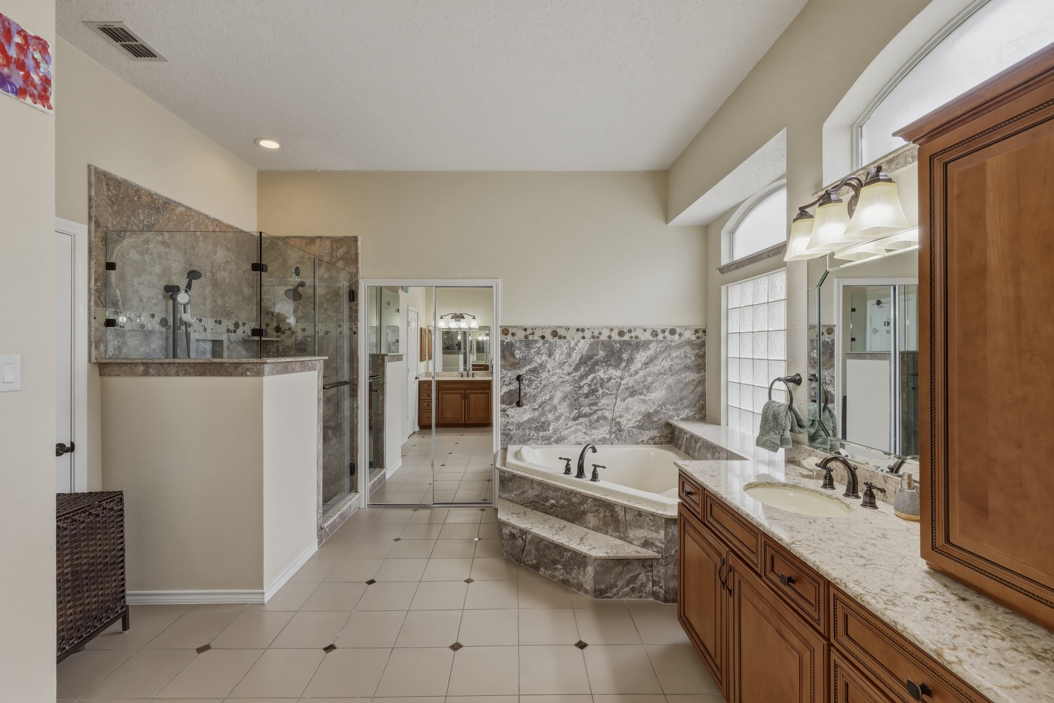 7612 Oak Knoll Drive