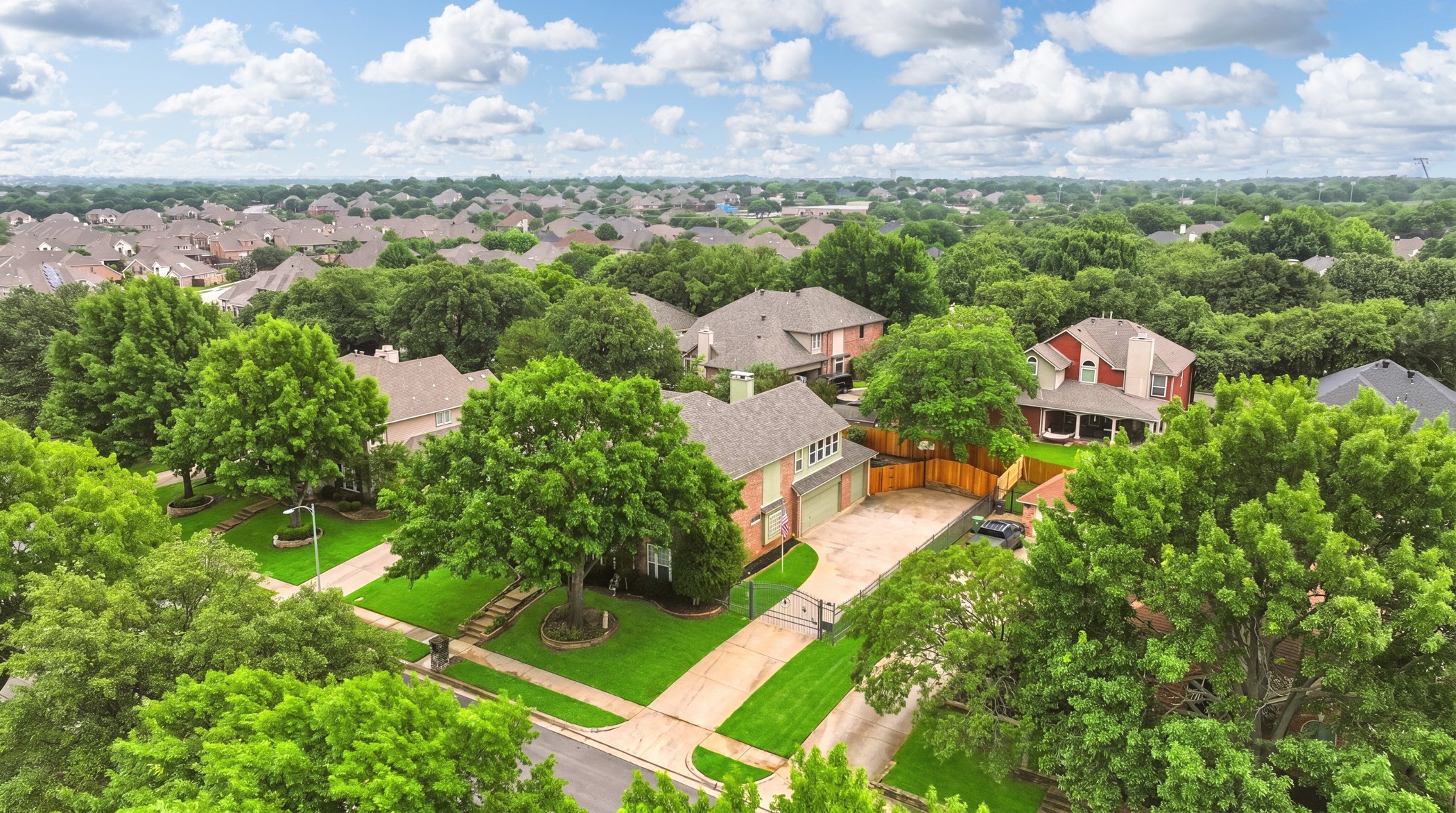 7612 Oak Knoll Drive