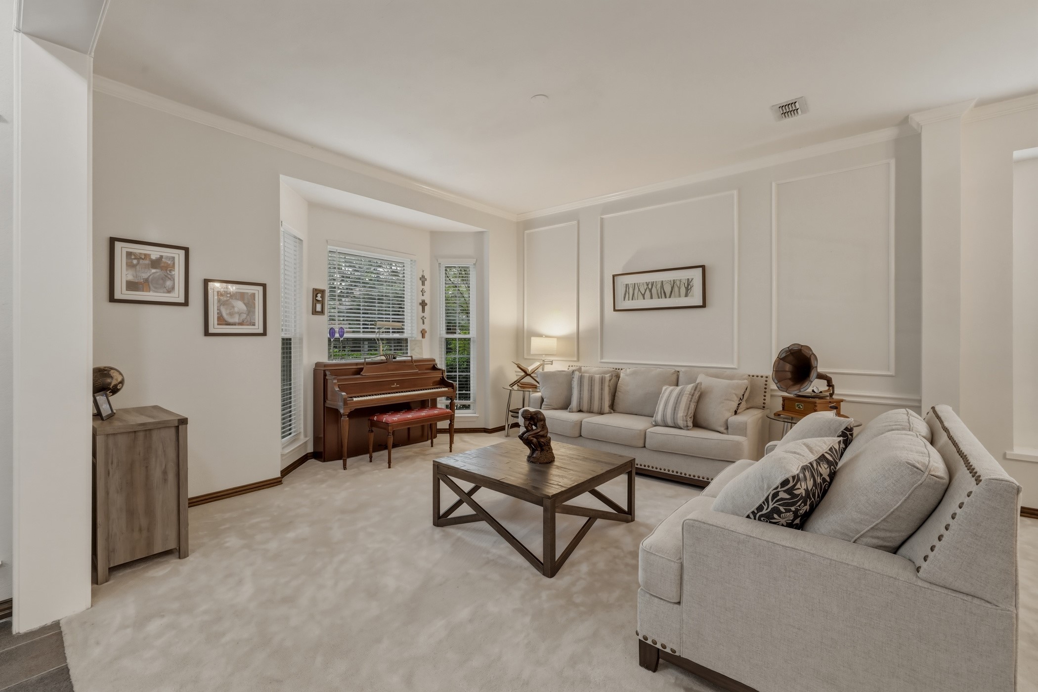 7612 Oak Knoll Drive