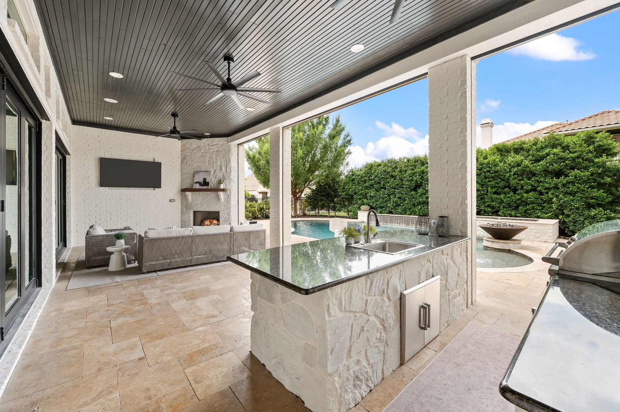 1000 Winding Lake Boulevard