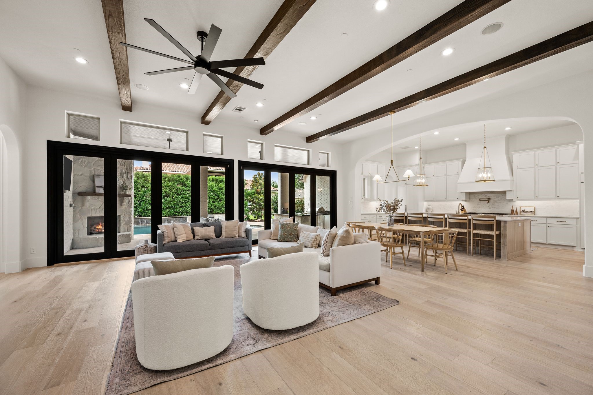 1000 Winding Lake Boulevard