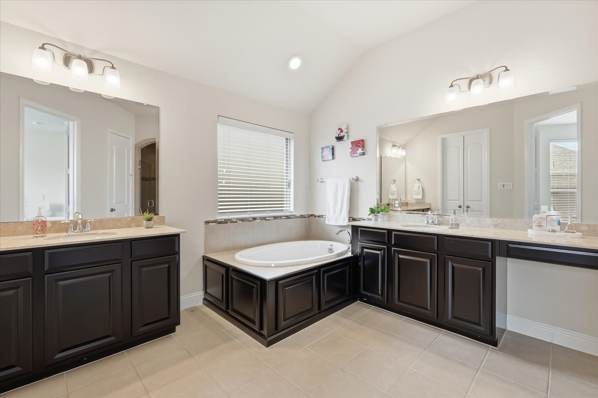 14821 Cedar Flat Way