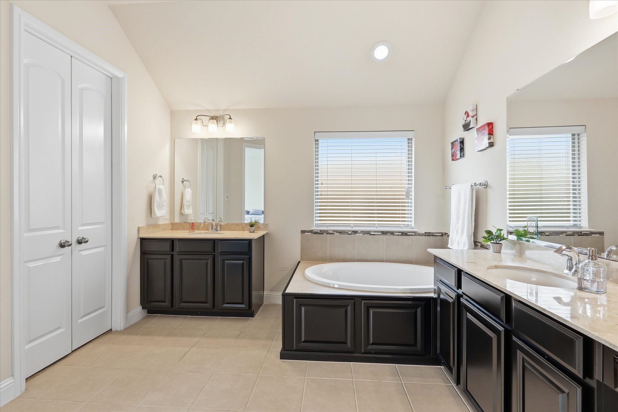 14821 Cedar Flat Way