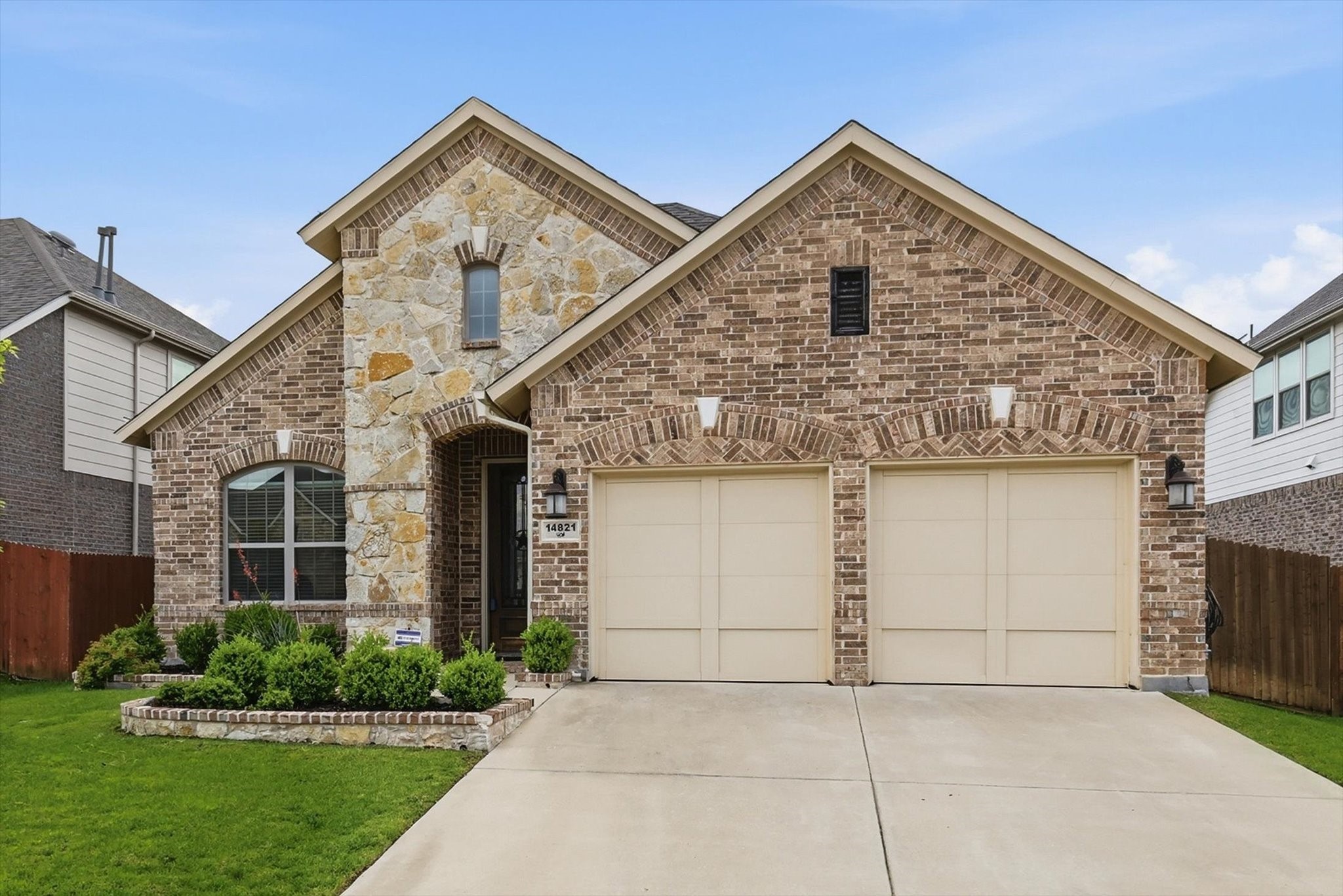 14821 Cedar Flat Way