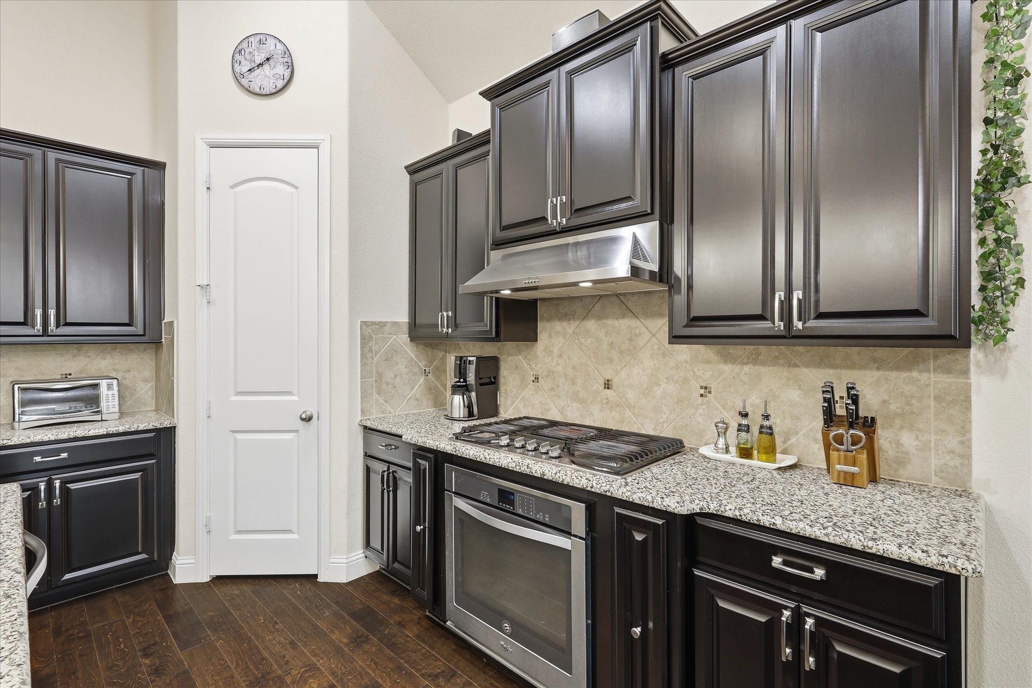 14821 Cedar Flat Way