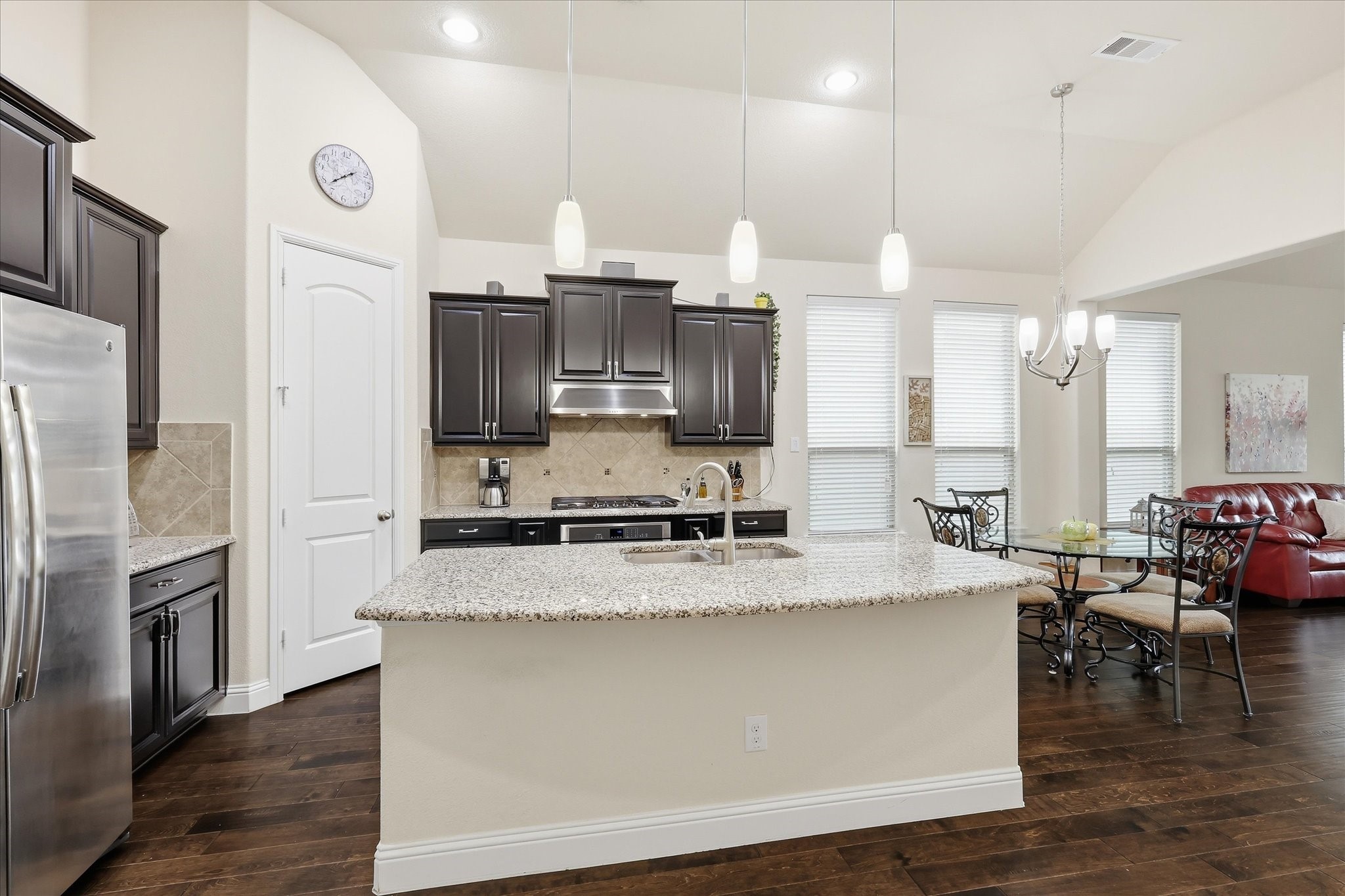 14821 Cedar Flat Way