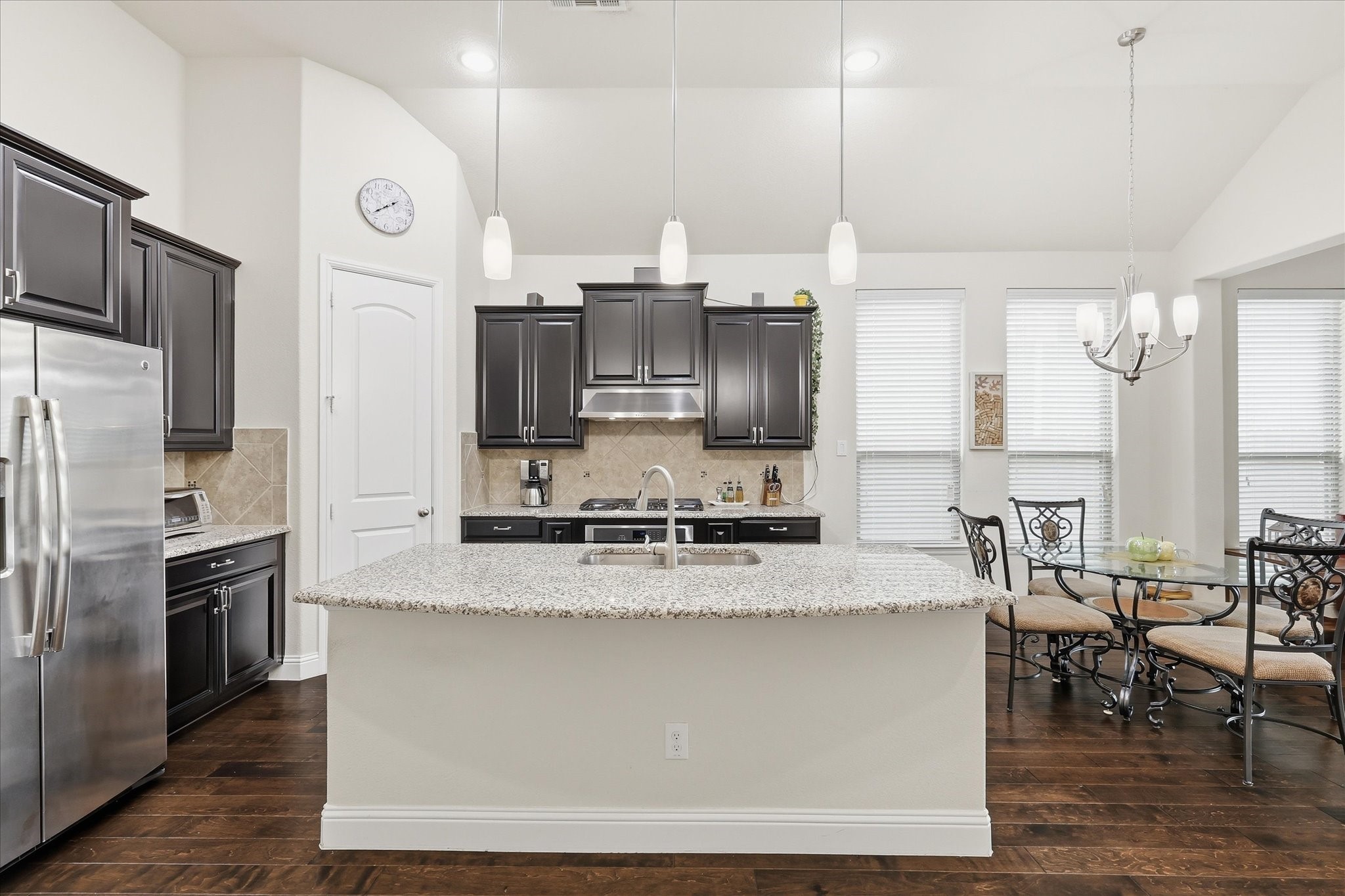 14821 Cedar Flat Way