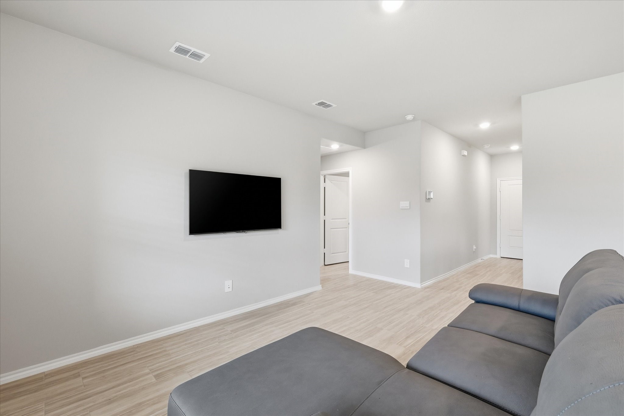 845 Round Robin Lane
