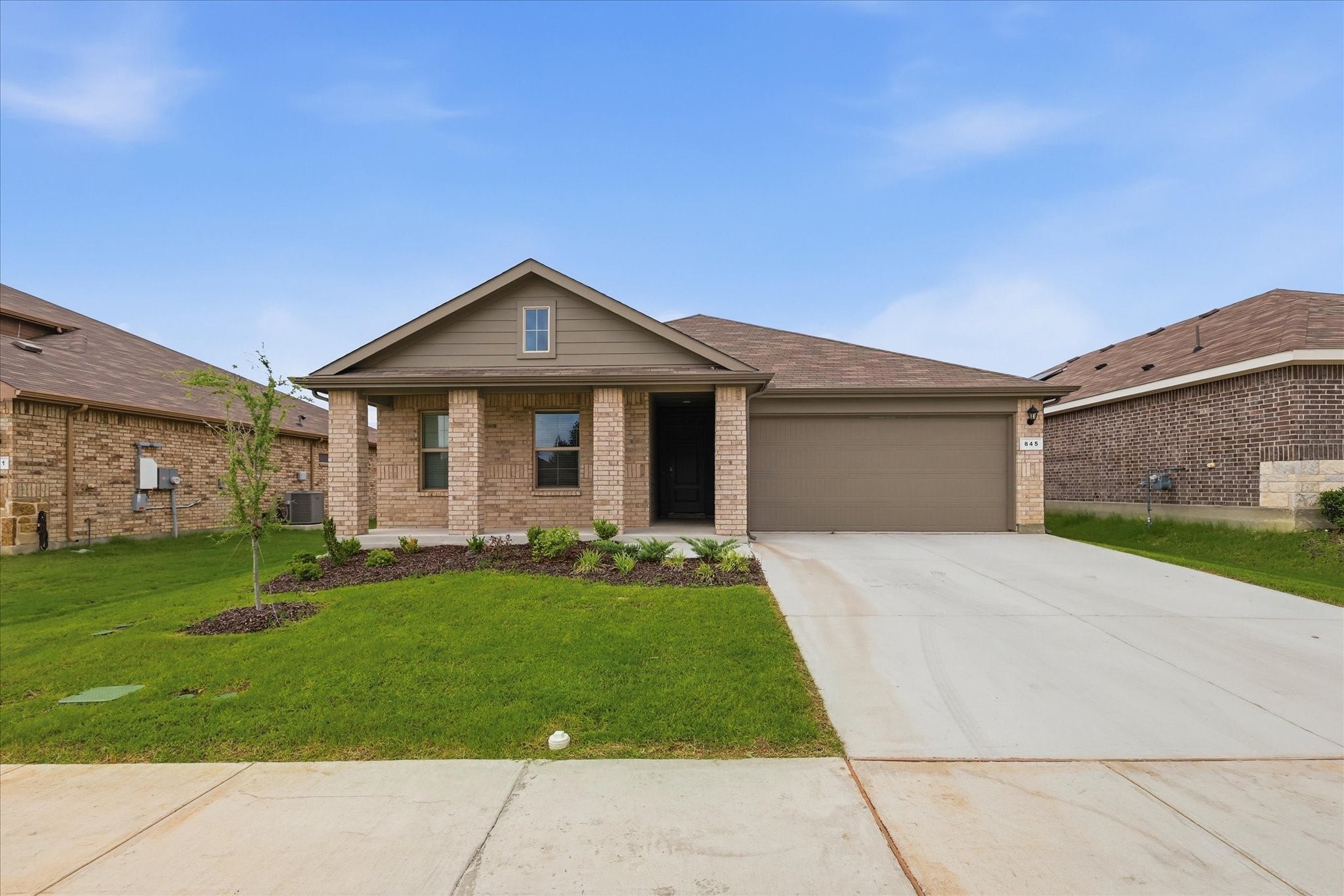 845 Round Robin Lane