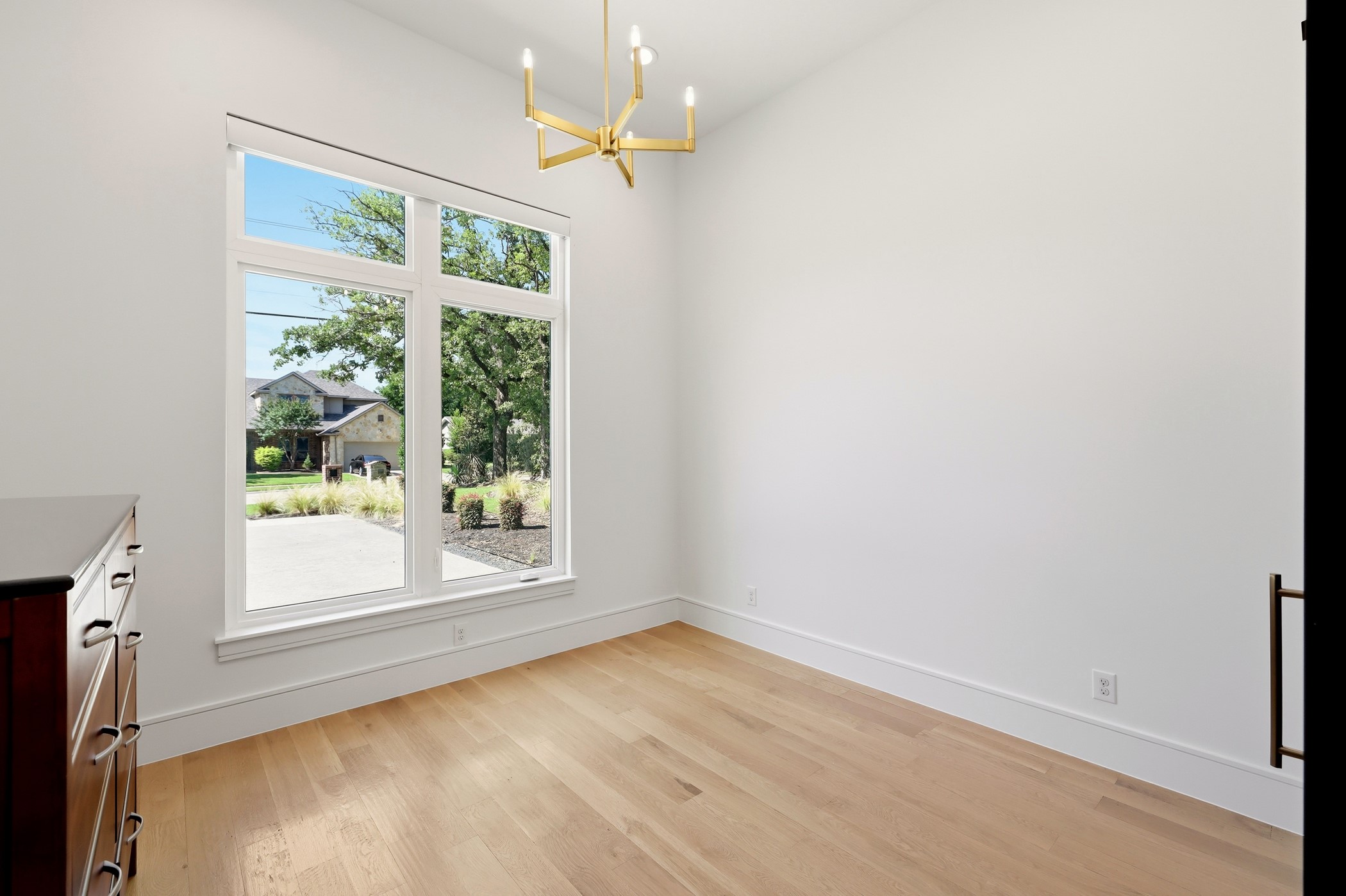 702 Colleyville Terrace
