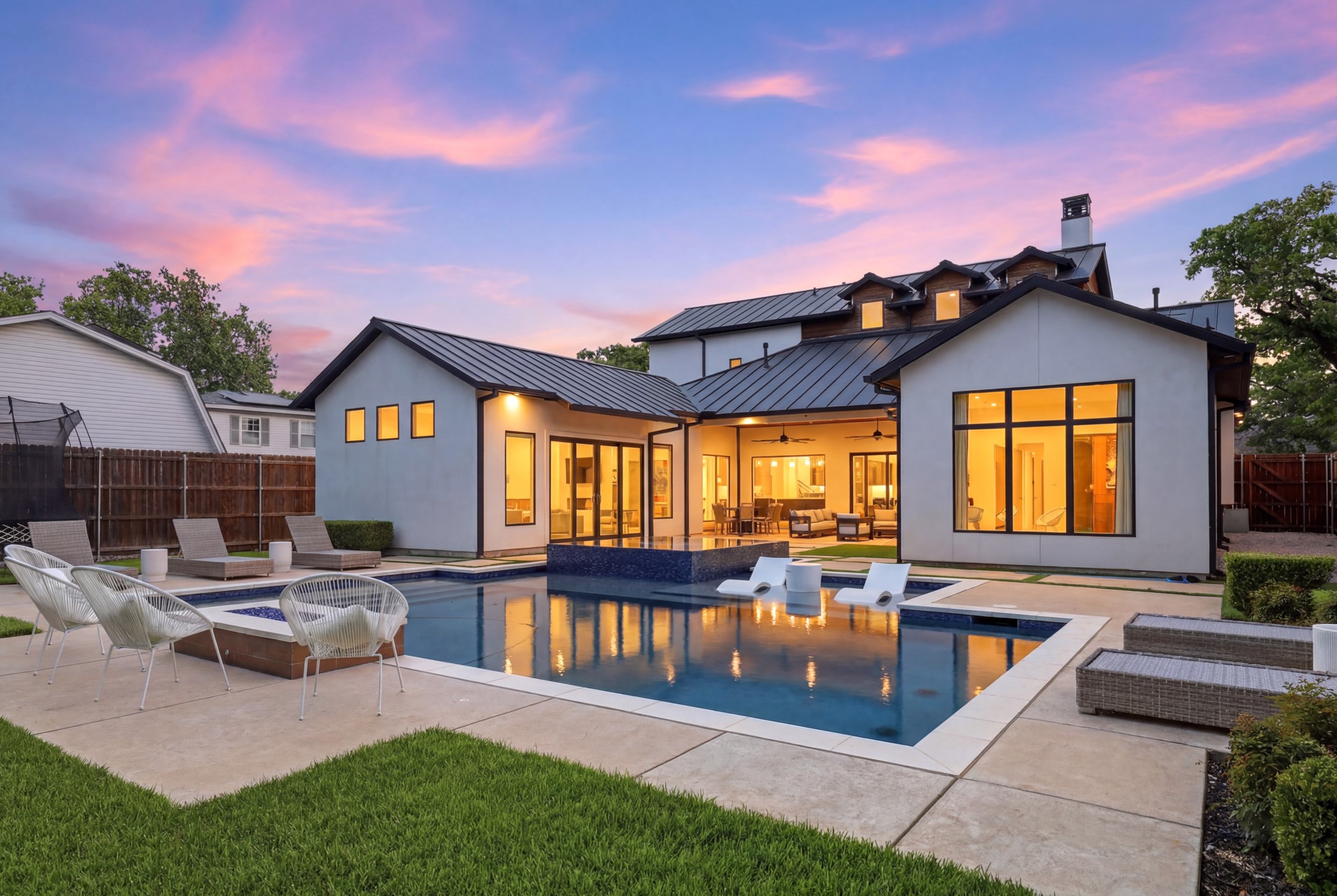 702 Colleyville Terrace