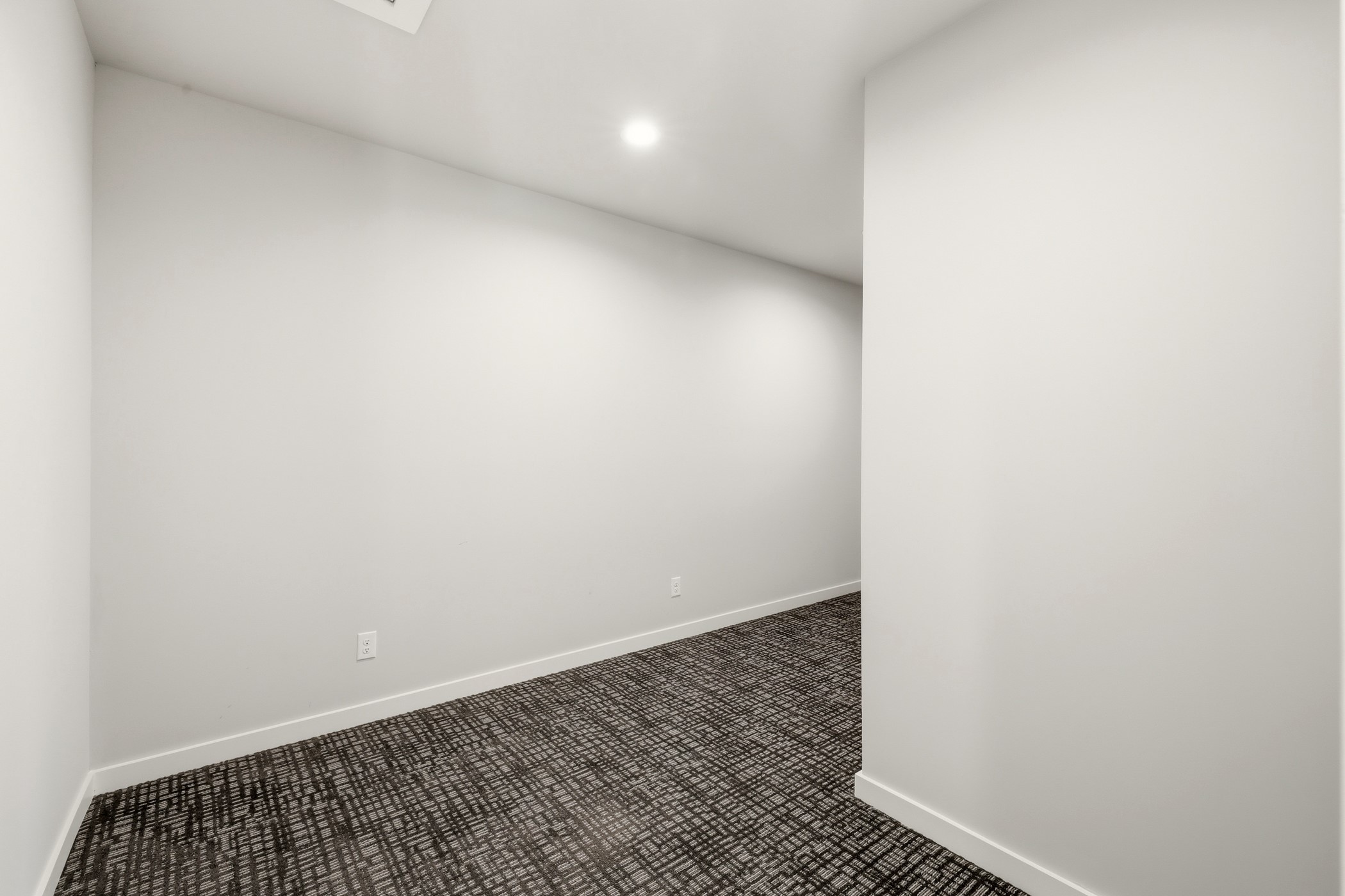 702 Colleyville Terrace