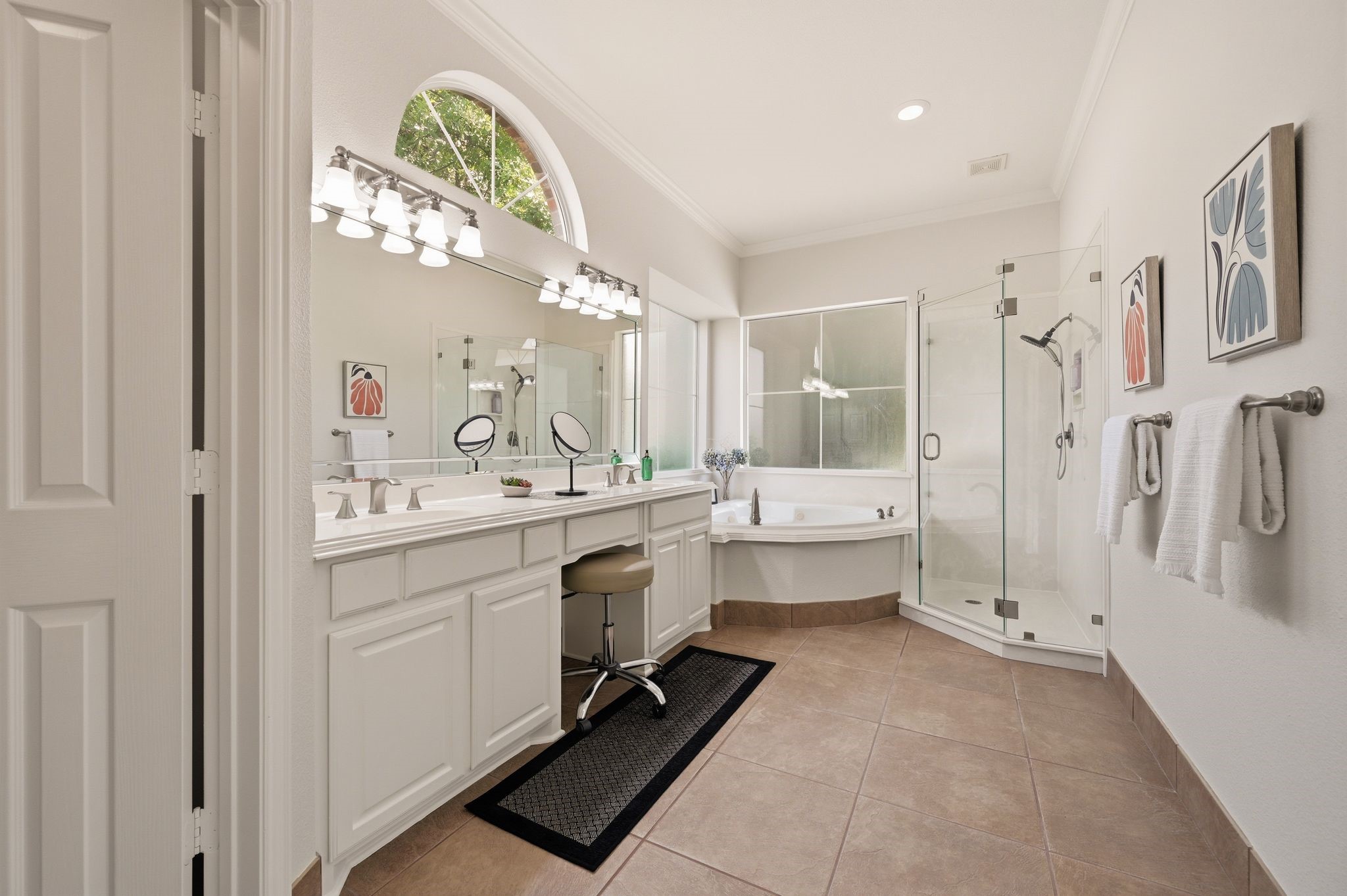 3105 Lake Park Drive