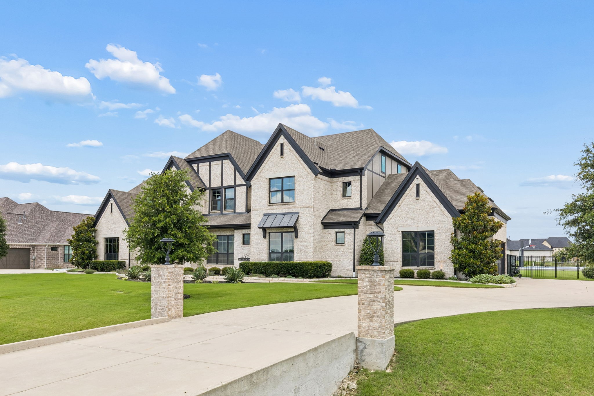 4505 Whitestone Drive