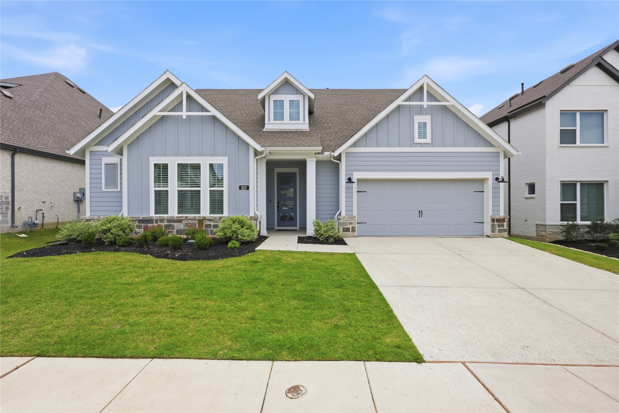 217 Pioneer Trail